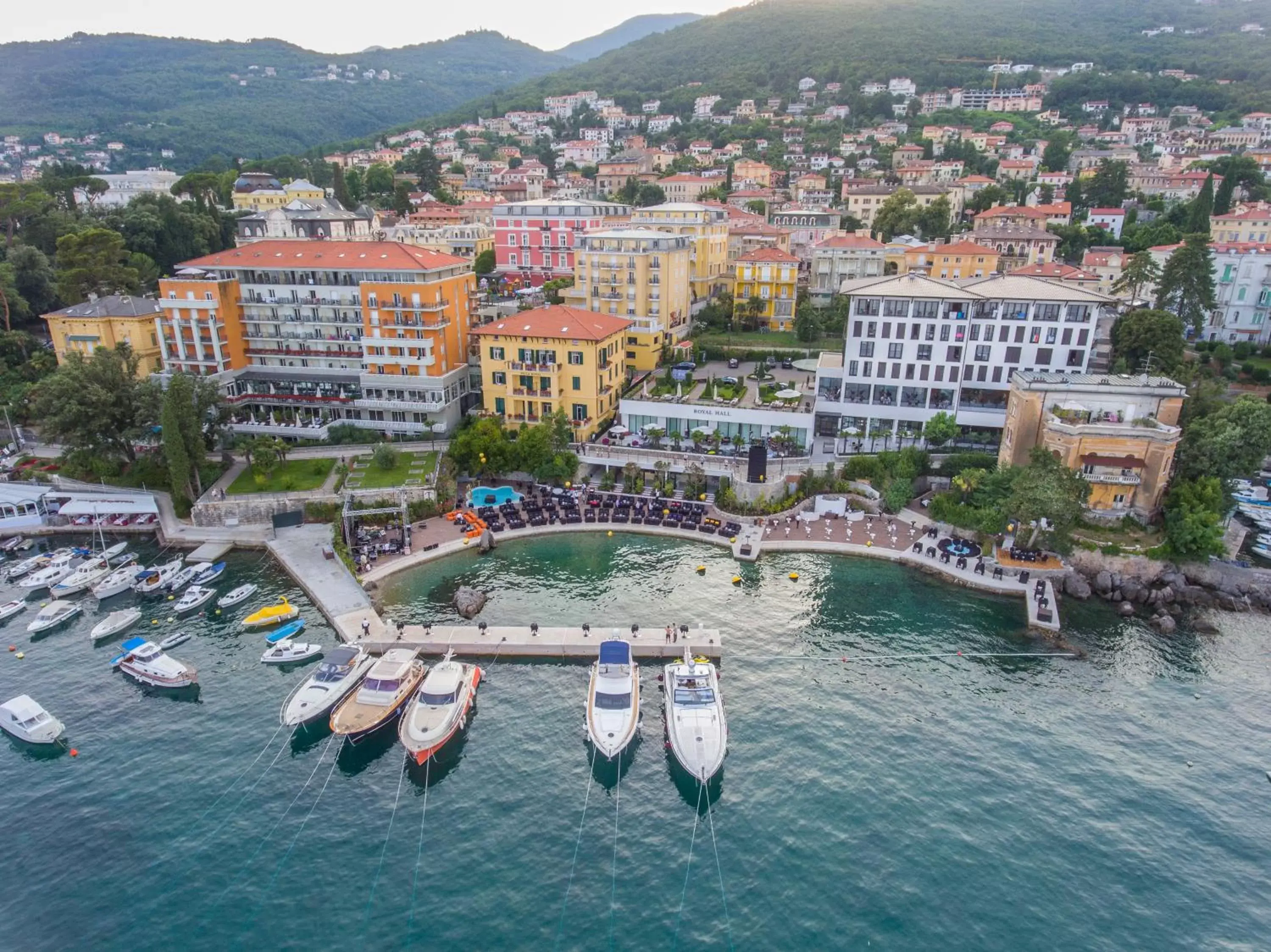 Bird's eye view, Bird's-eye View in Amadria Park Hotel Royal