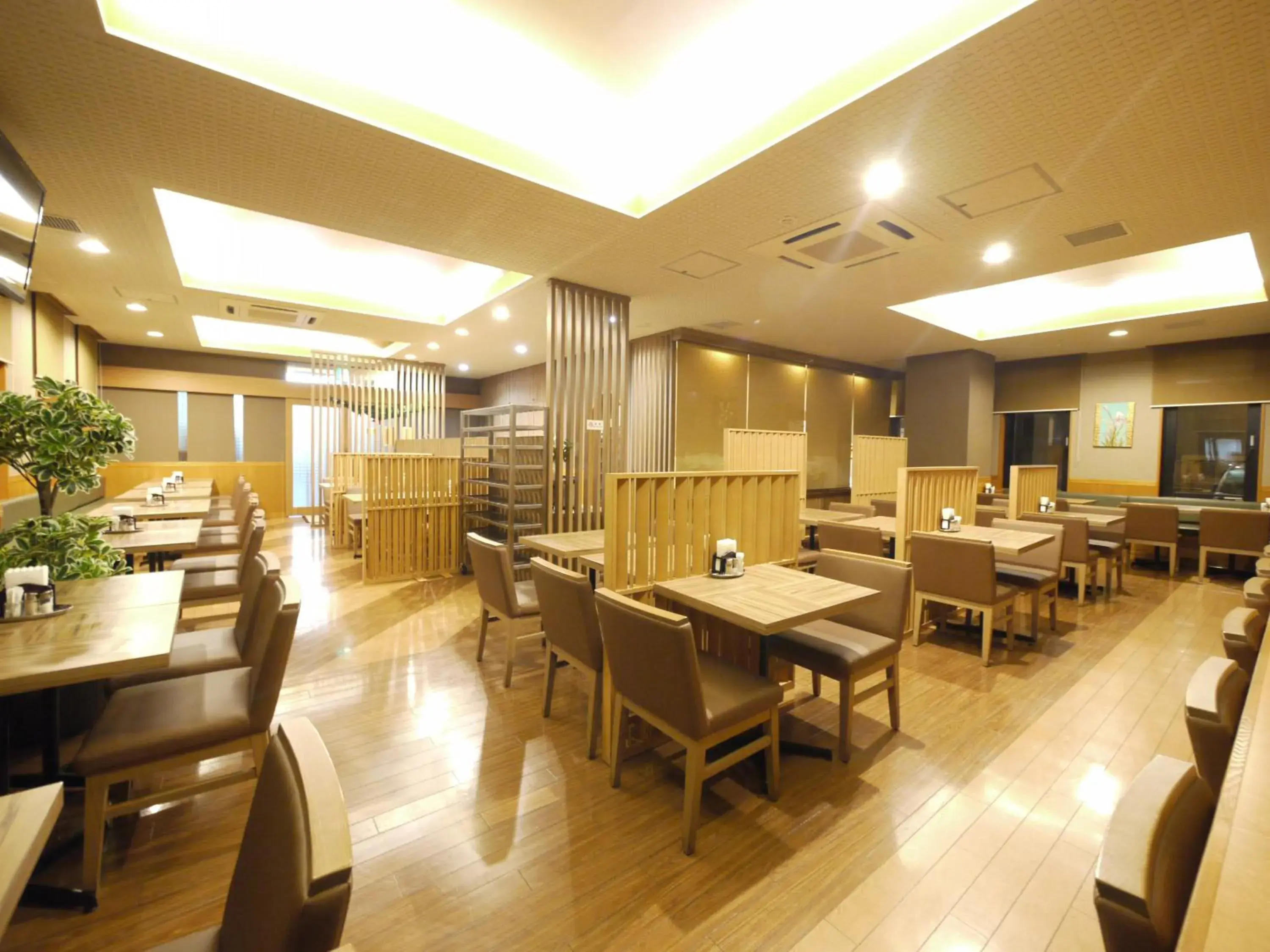 Restaurant/Places to Eat in Hotel Route Inn Obihiro Ekimae