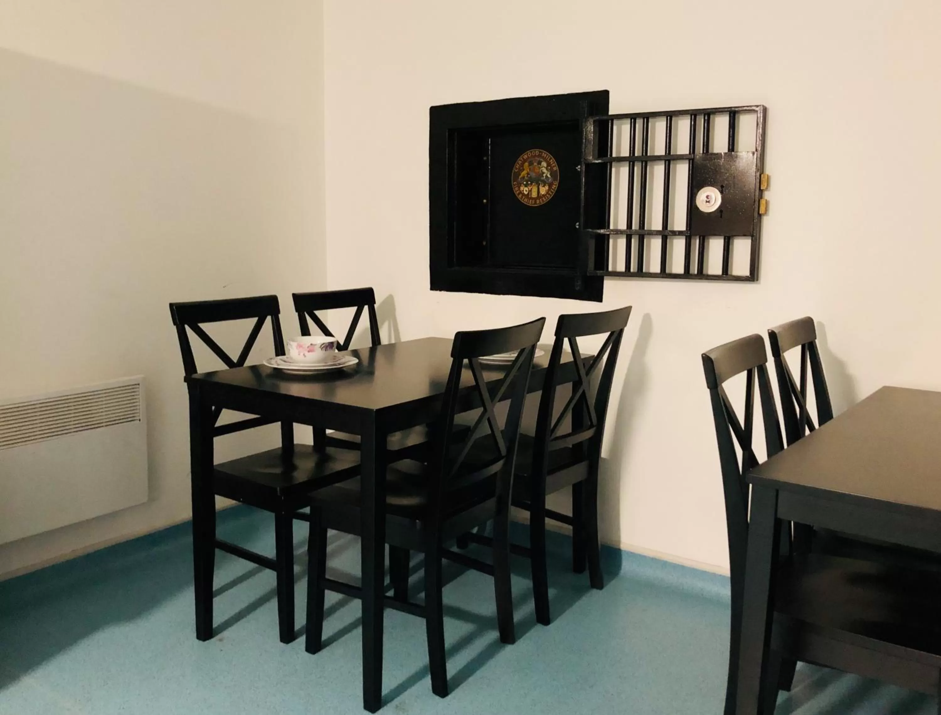 Coffee/tea facilities in Opal Bank