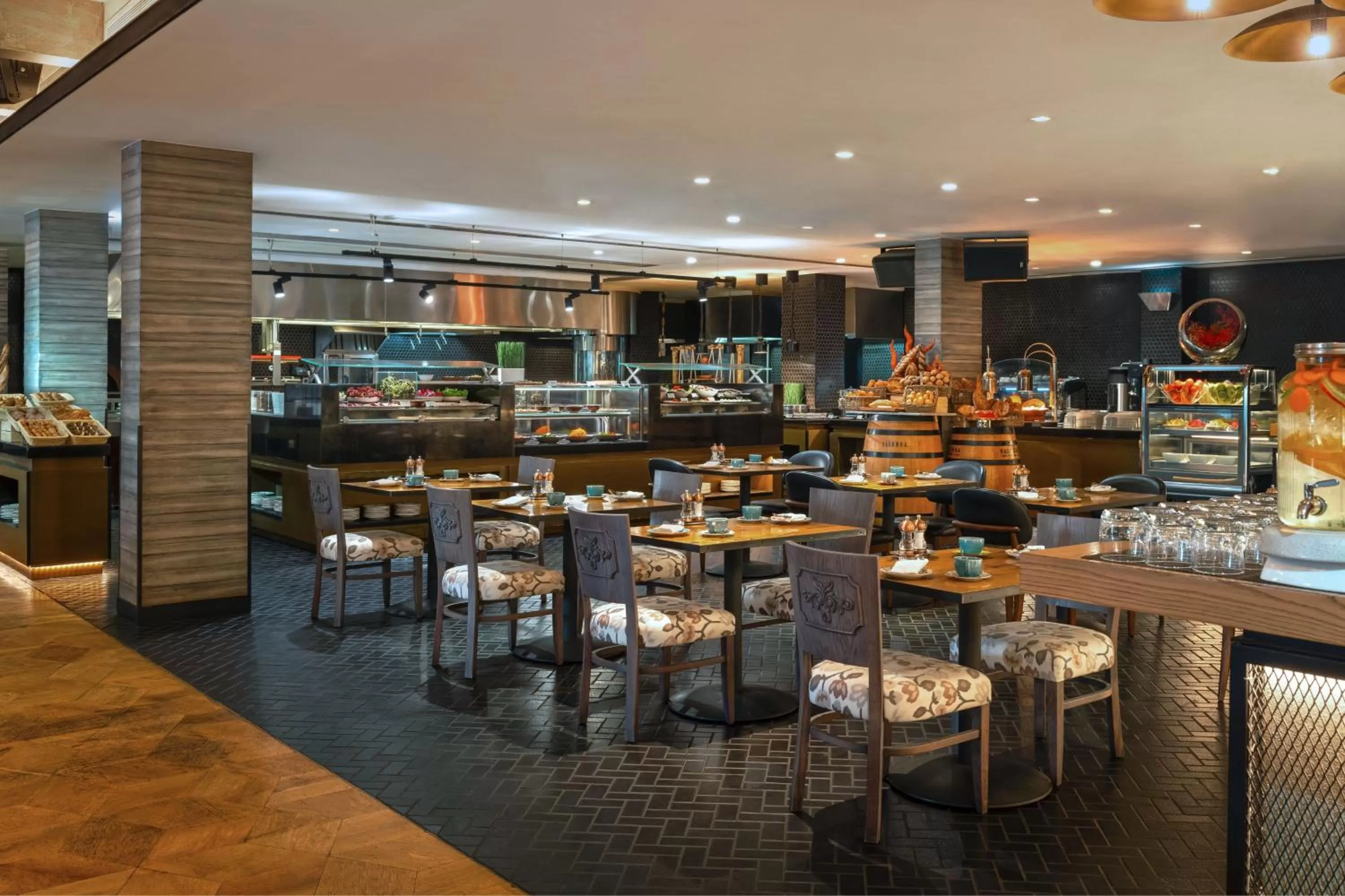 Breakfast in Le Méridien Dubai Hotel & Conference Centre