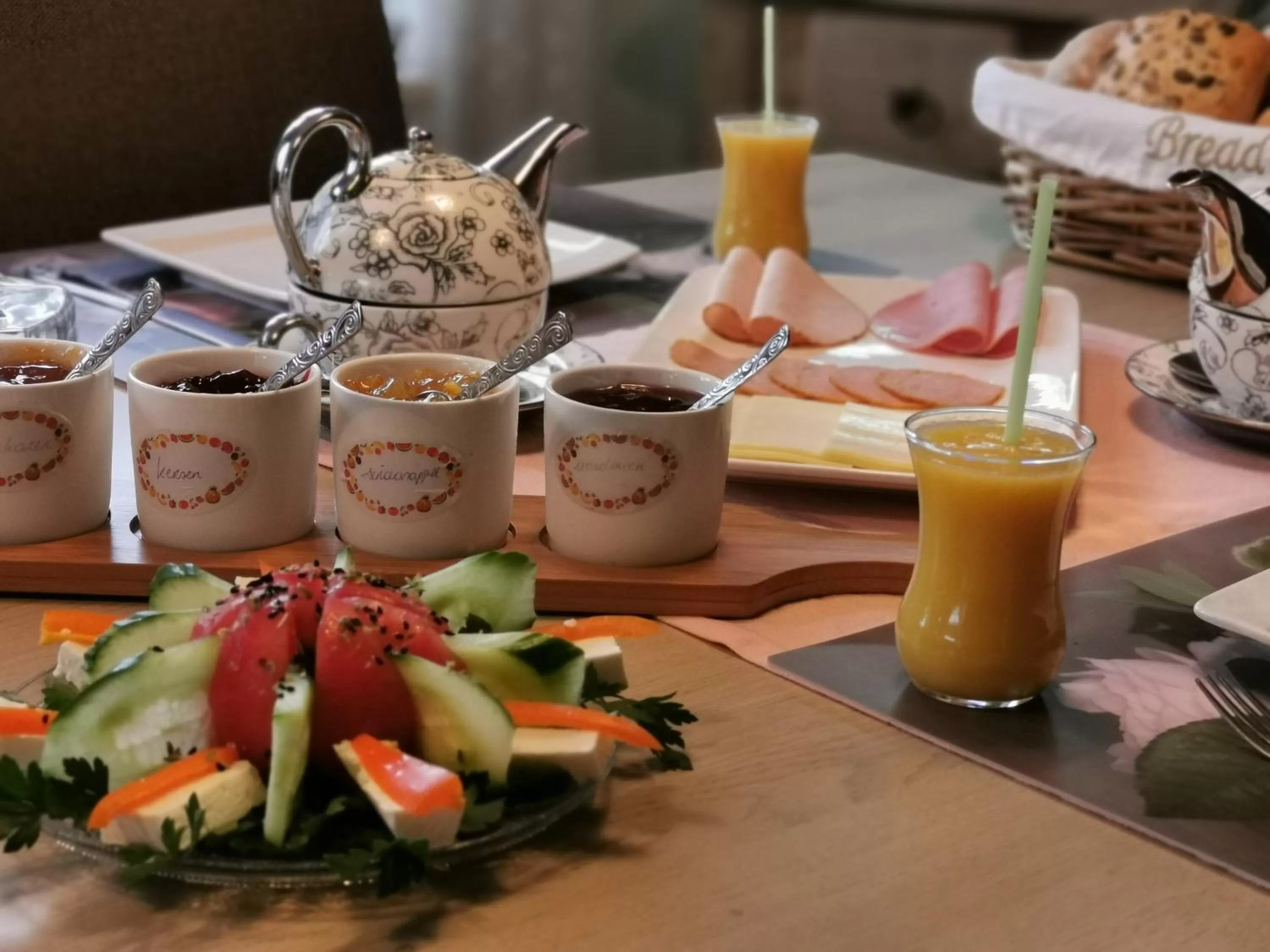 Breakfast in La Rose