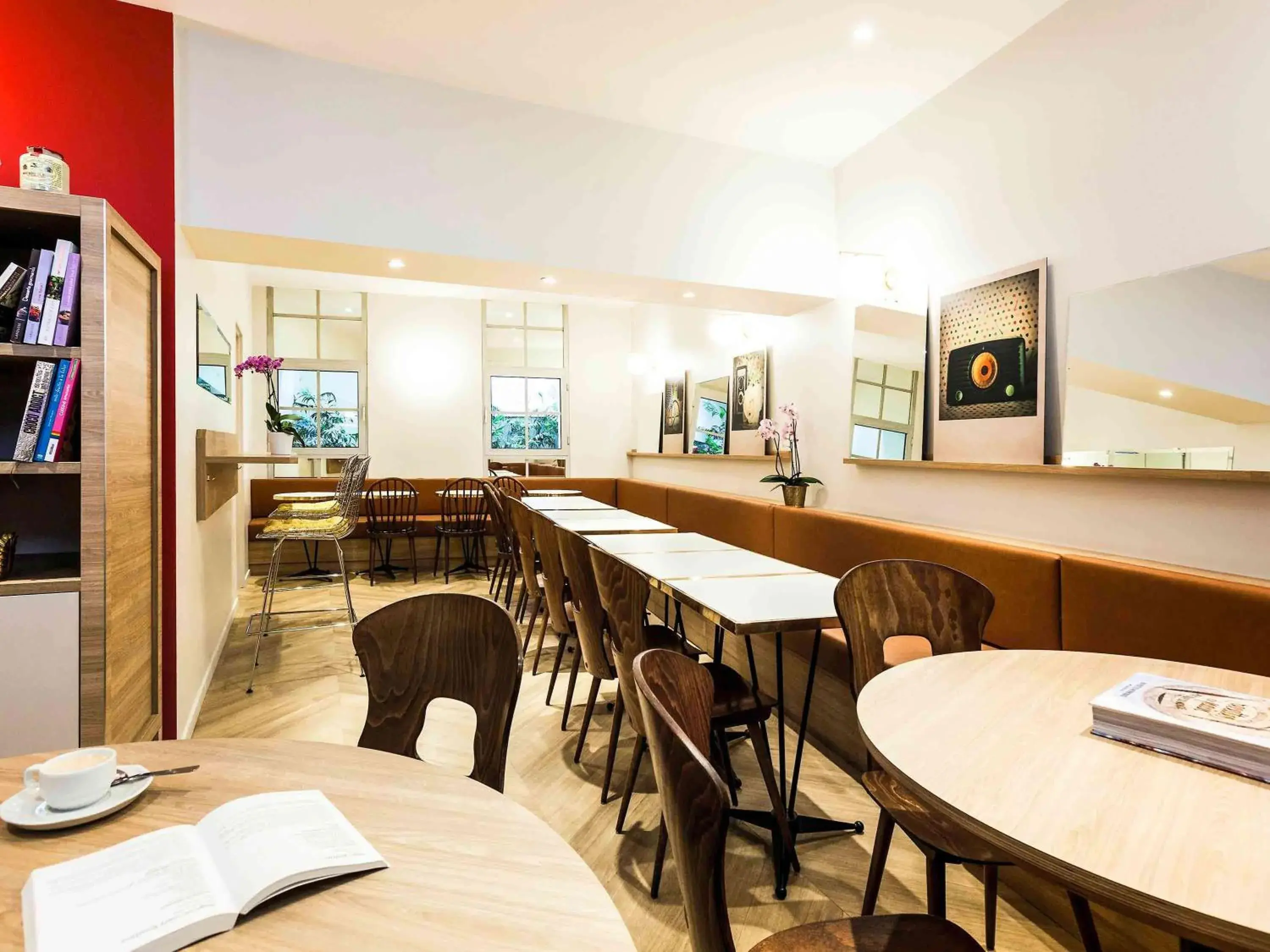 Restaurant/Places to Eat in ibis Styles Paris Nation Porte De Montreuil