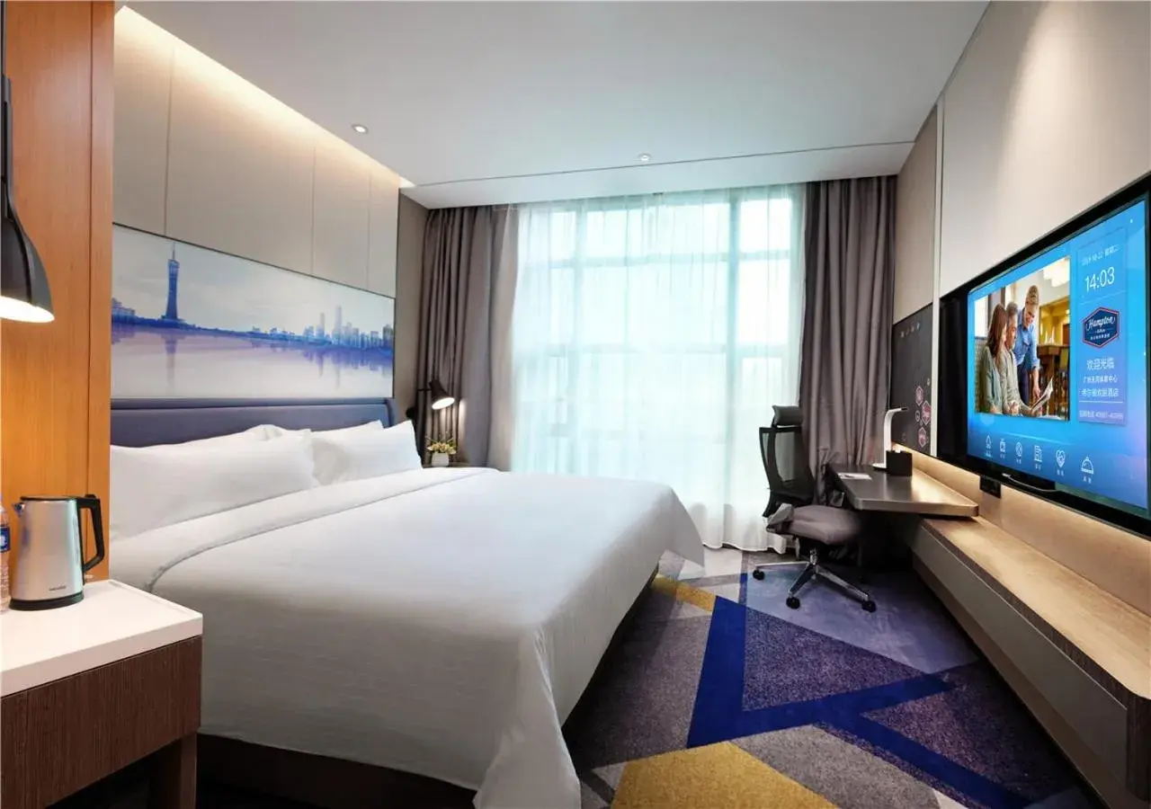 Bed in Hampton by Hilton Guangzhou Tianhe Sports Center-Free Shuttle Bus to Exhibition During Canton Fair Period Bed in Hampton by Hilton Guangzhou Tianhe Sports Center-Free Shuttle Bus to Exhibition During Canton Fair Period