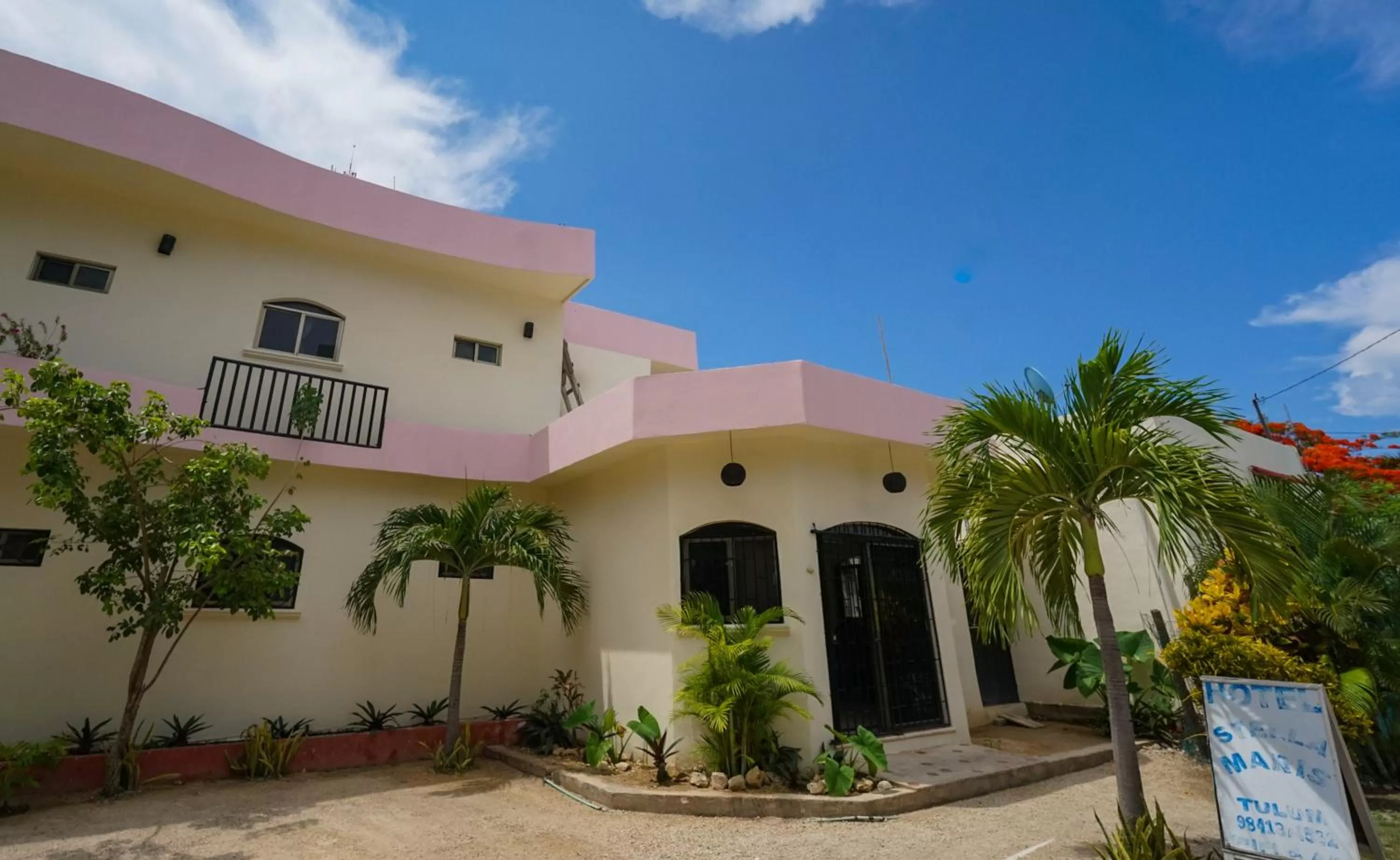 Property building in hotel stella maris tulum