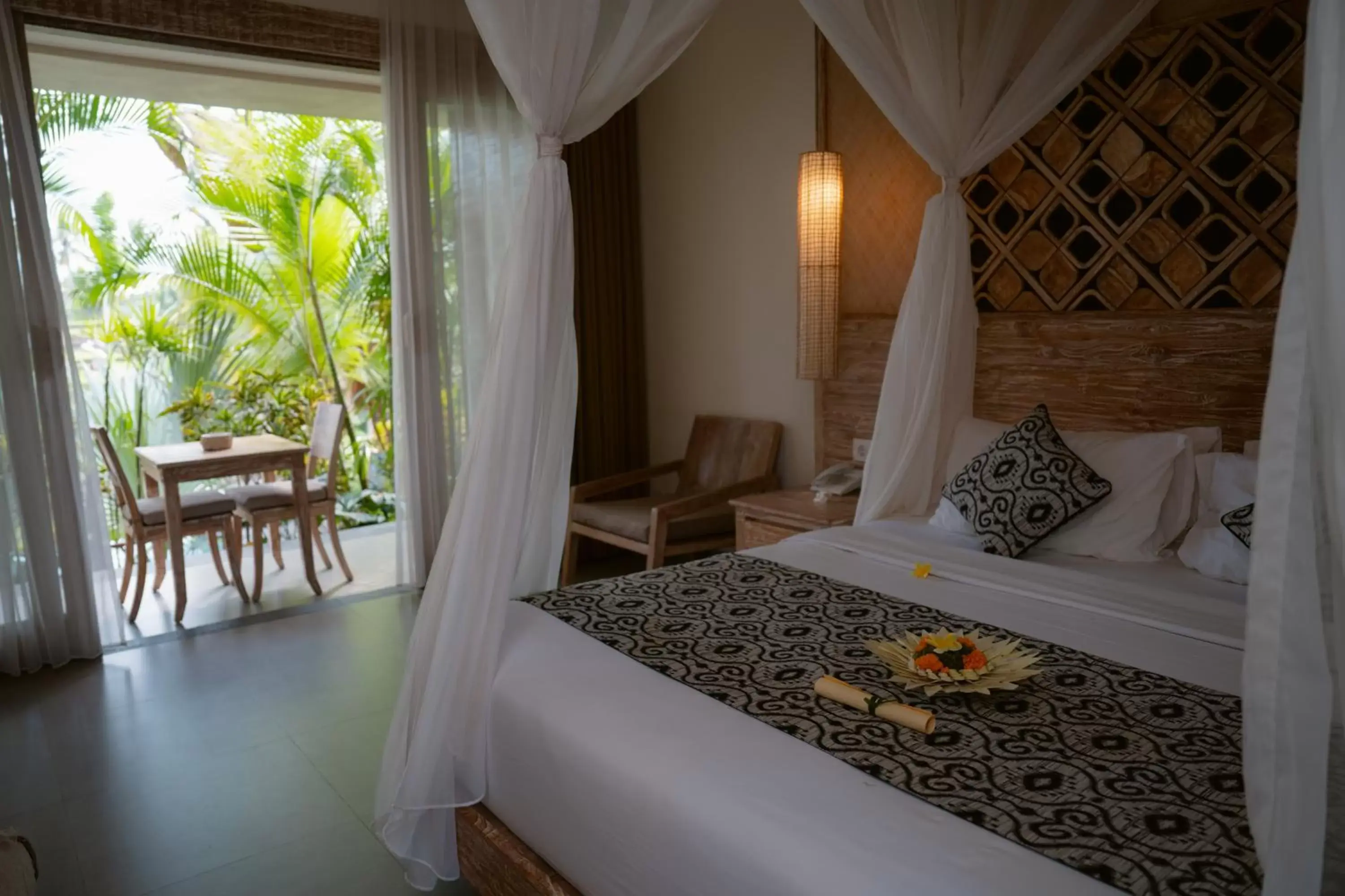 Balcony/Terrace, Bed in The Sun of Granary Resort and Villas