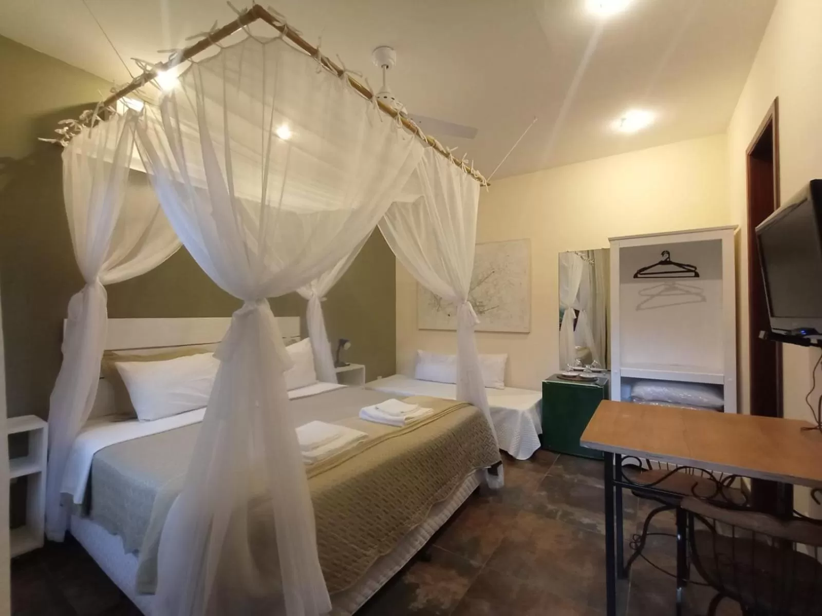 Bed in Magias de Paraty Ecopousada