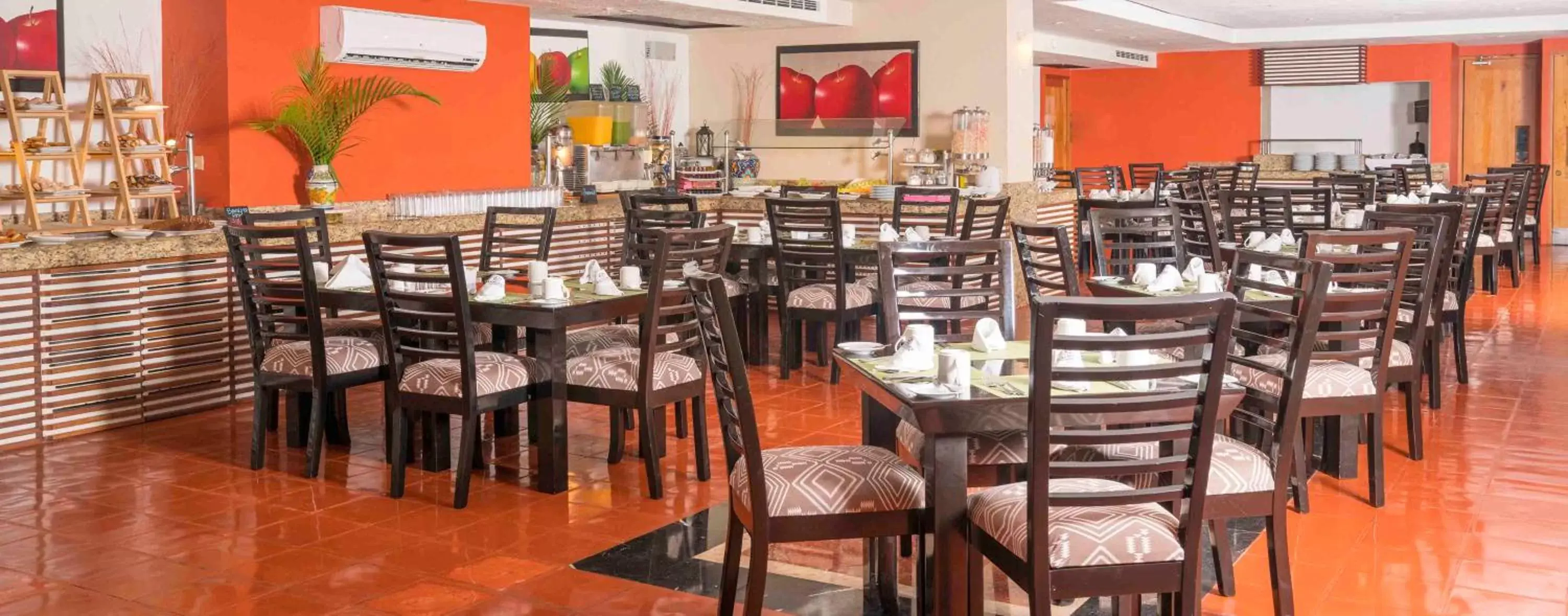 Restaurant/Places to Eat in Club Regina Puerto Vallarta