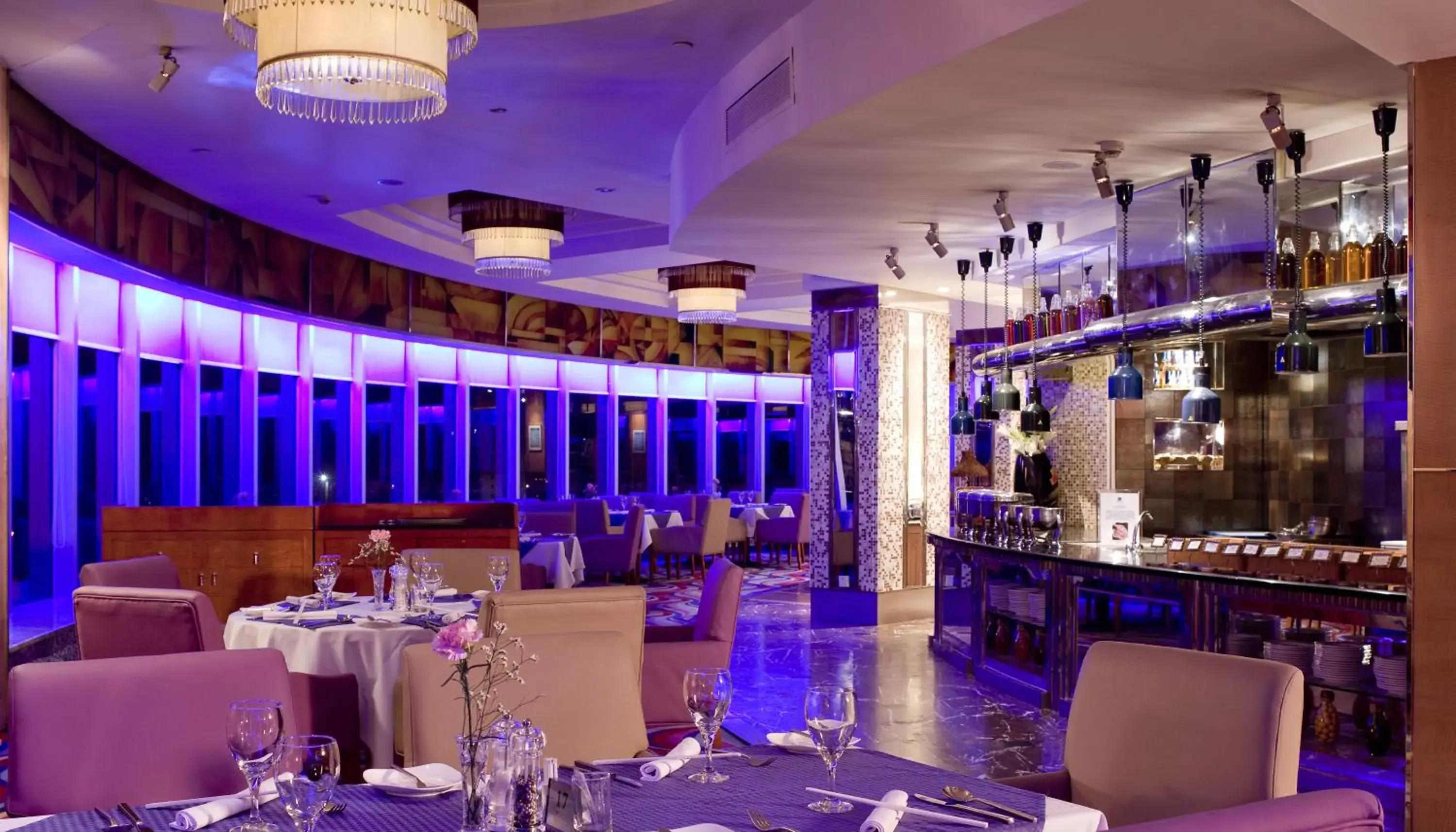 Restaurant/Places to Eat in Ramada Plaza Optics Valley Hotel Wuhan (Best of Ramada Worldwide)