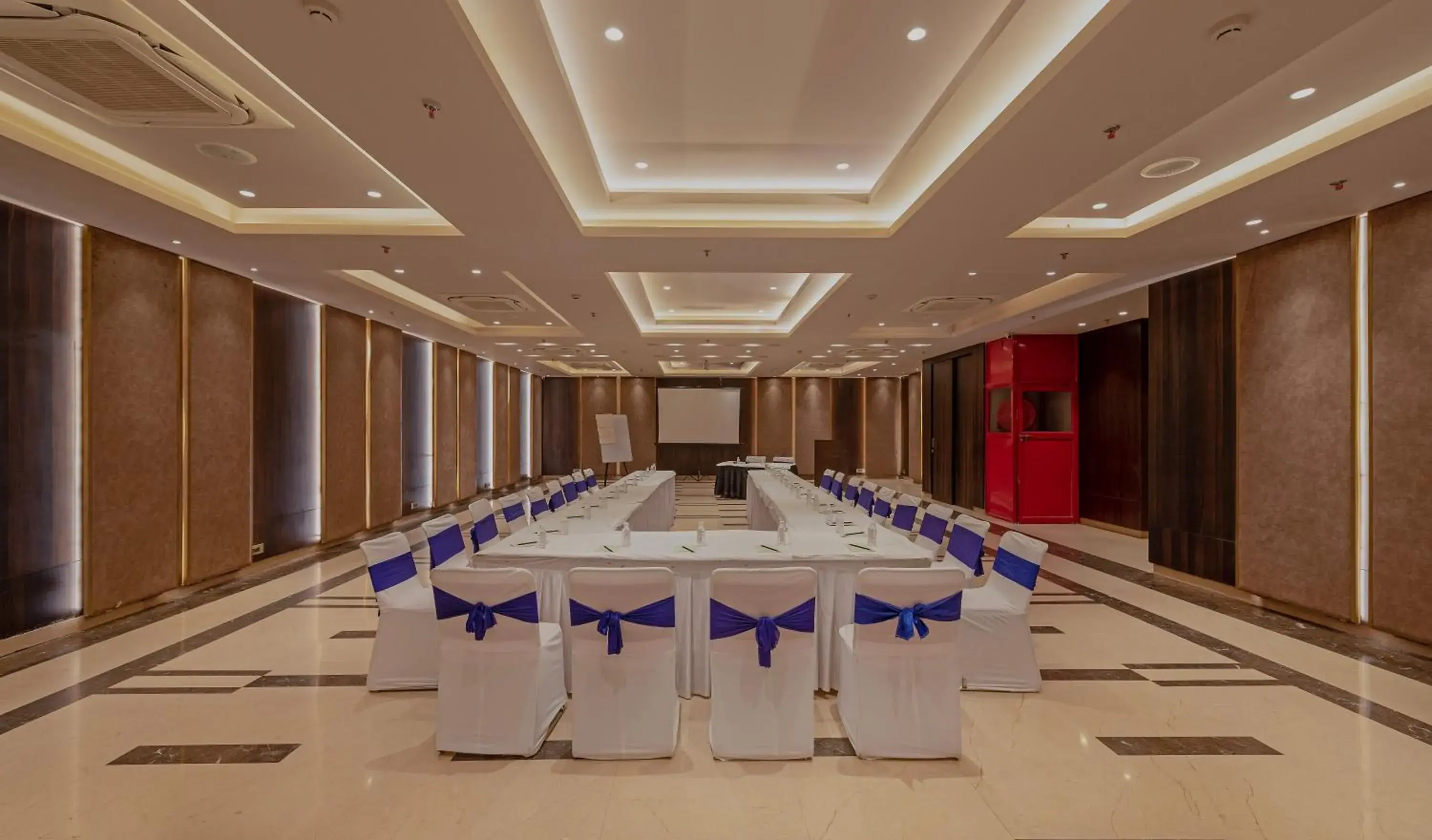 Meeting/conference room in Hotel Saket 27