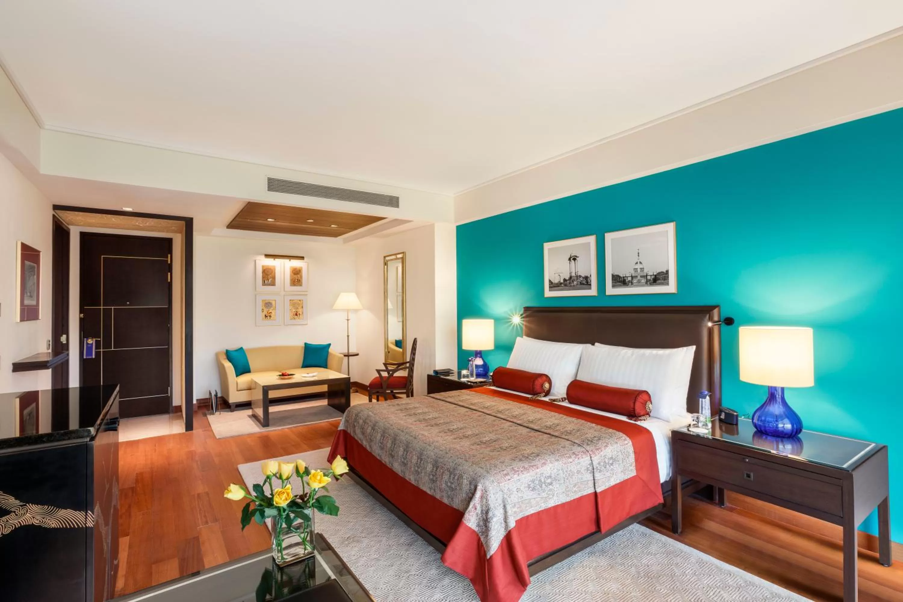 Bedroom, Bed in The Oberoi New Delhi