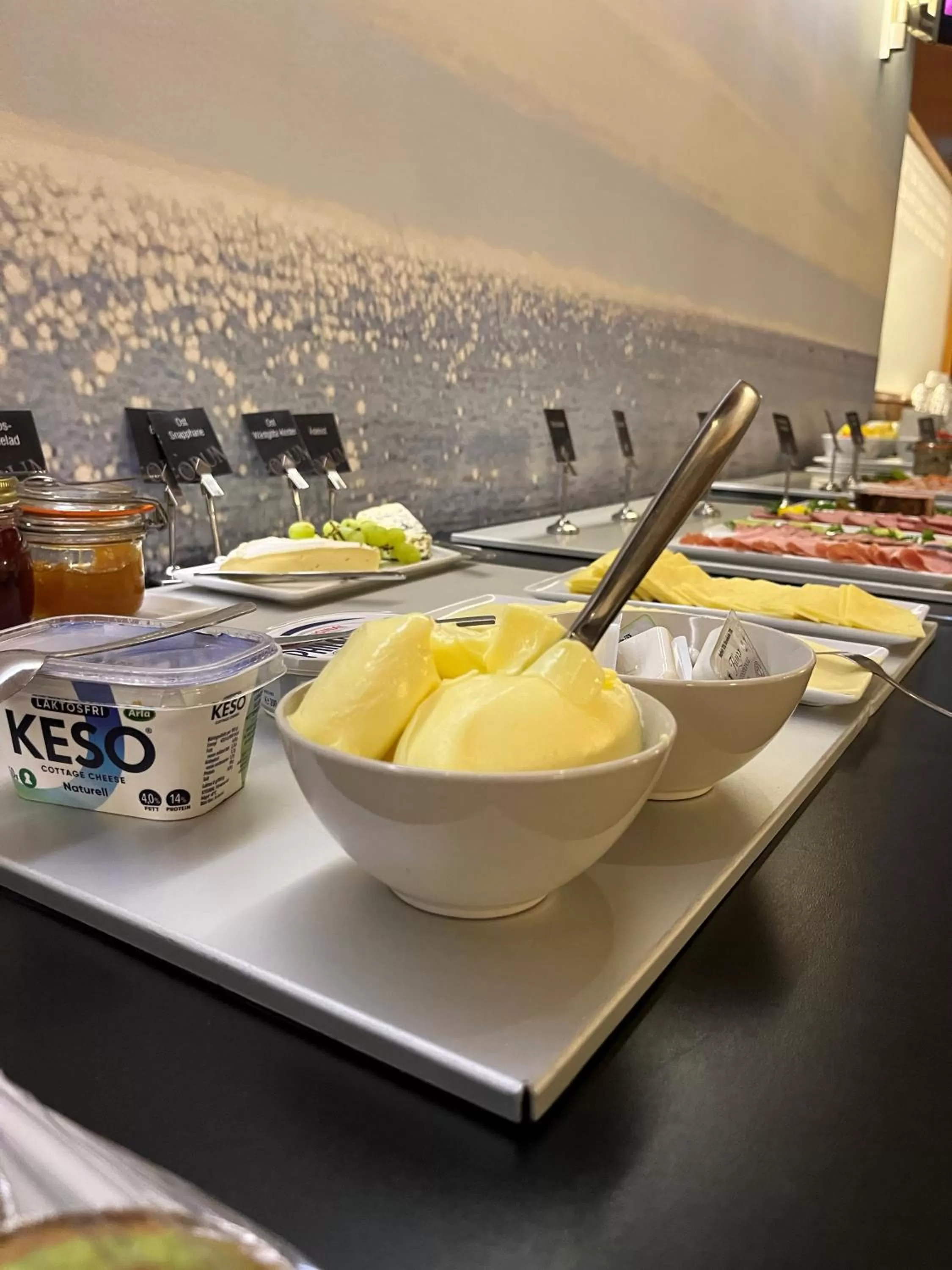 Breakfast in STF Hotell Rum Oscar