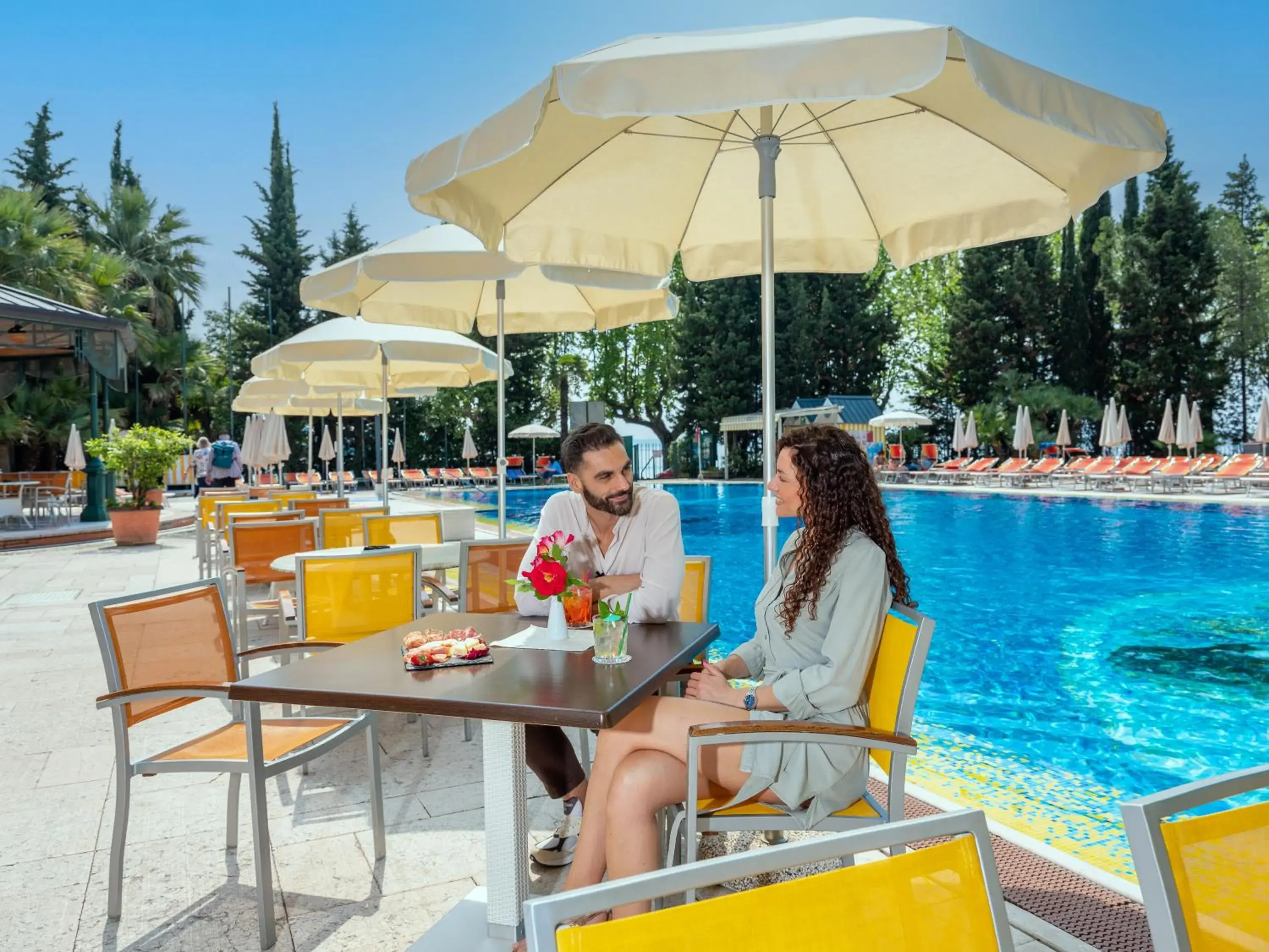 Restaurant/places to eat, Swimming Pool in Parc Hotel Gritti