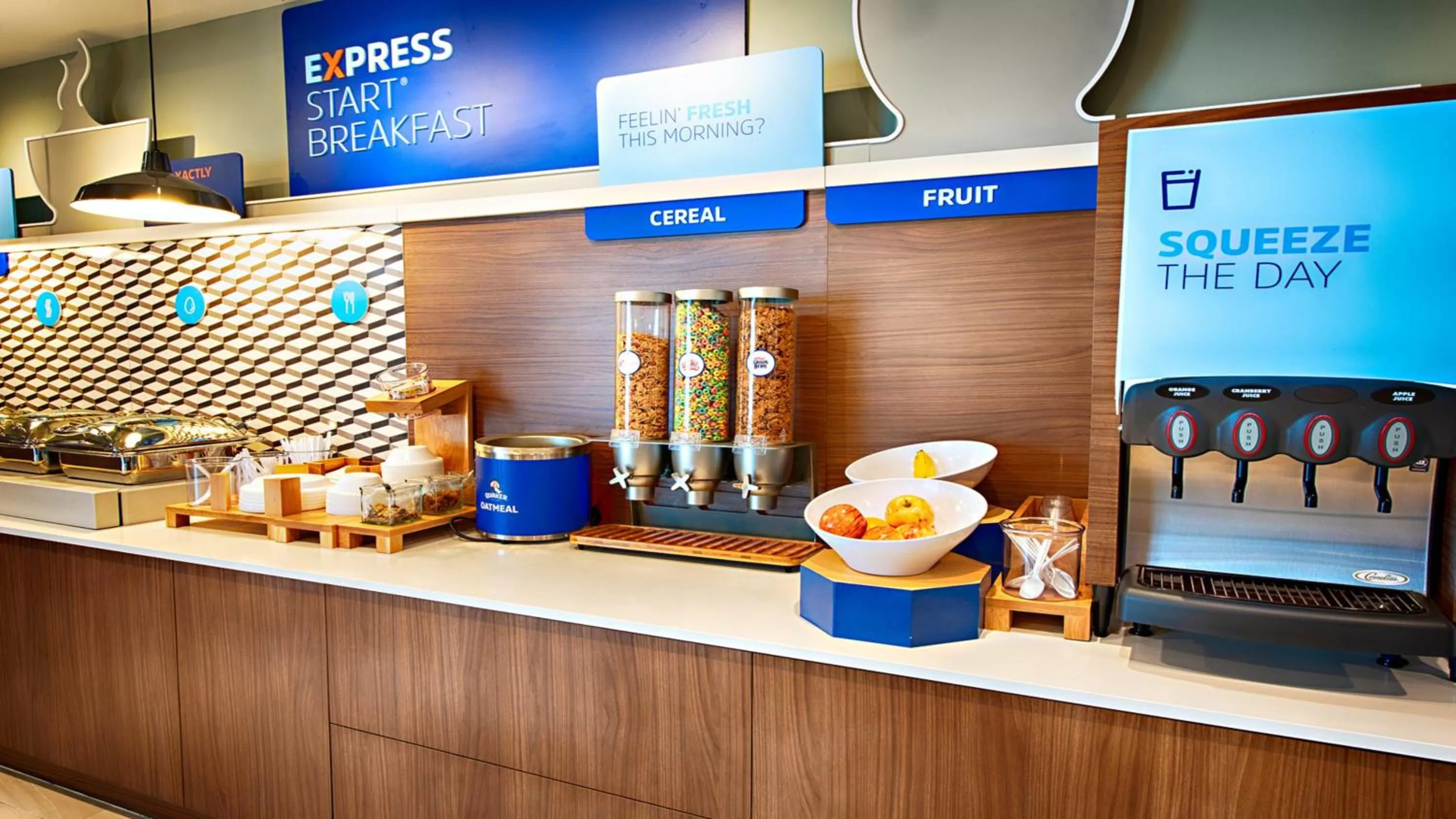 Breakfast in Holiday Inn Express & Suites Houston Southwest Galleria Area by IHG