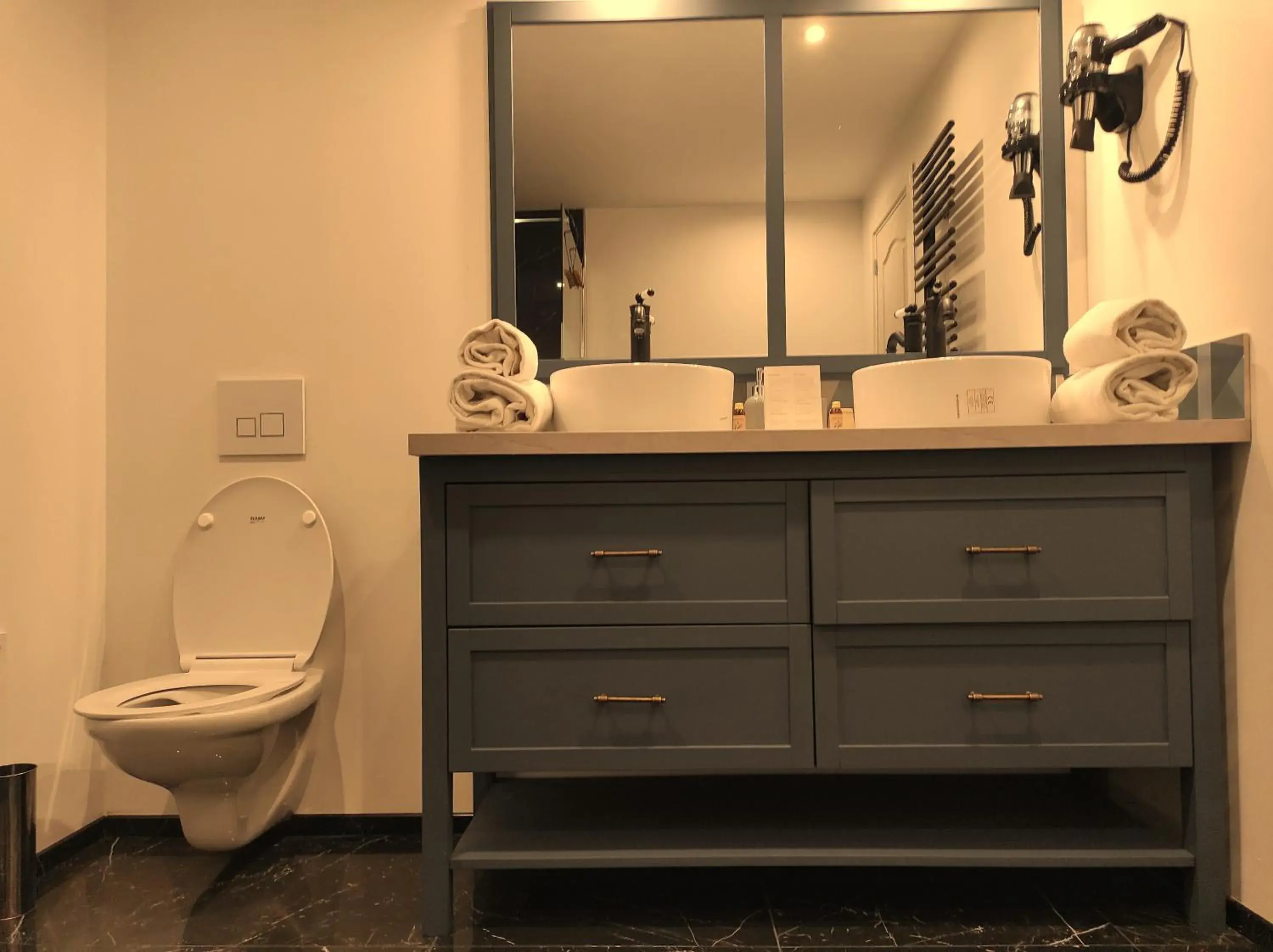 Bathroom in Modern'Hotel