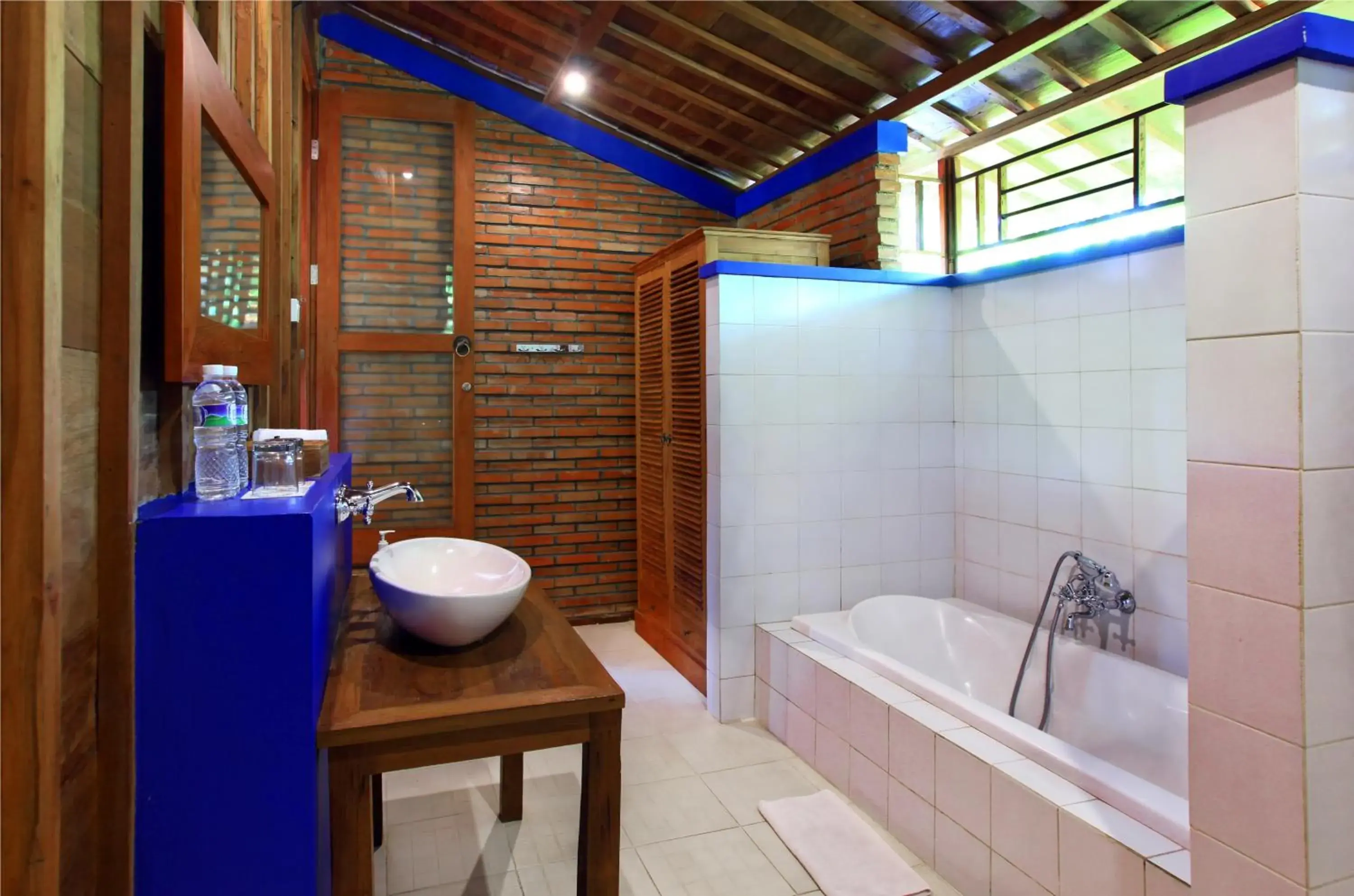 Shower, Bathroom in Ubud Heaven Penestanan