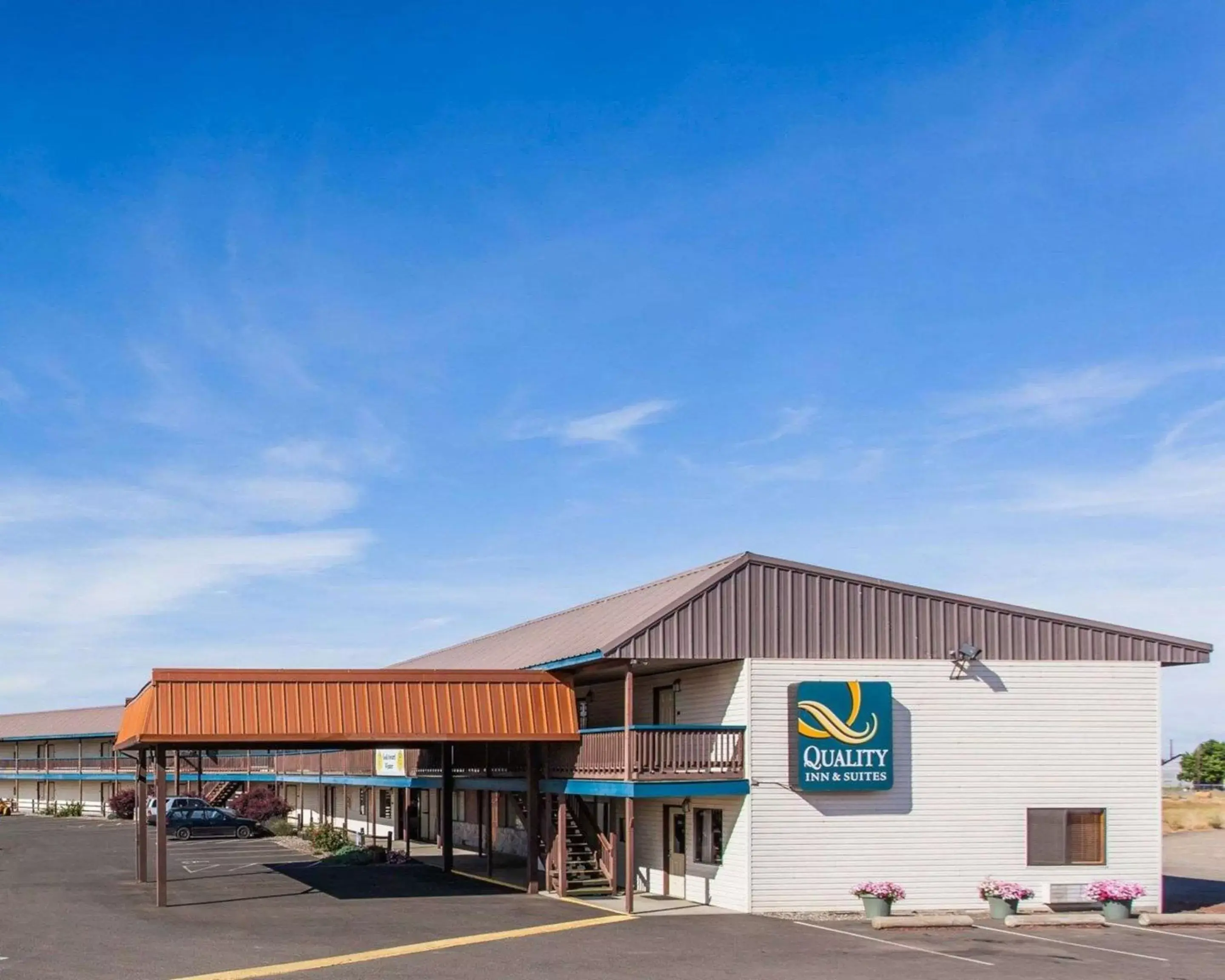 Property building in Quality Inn & Suites Goldendale
