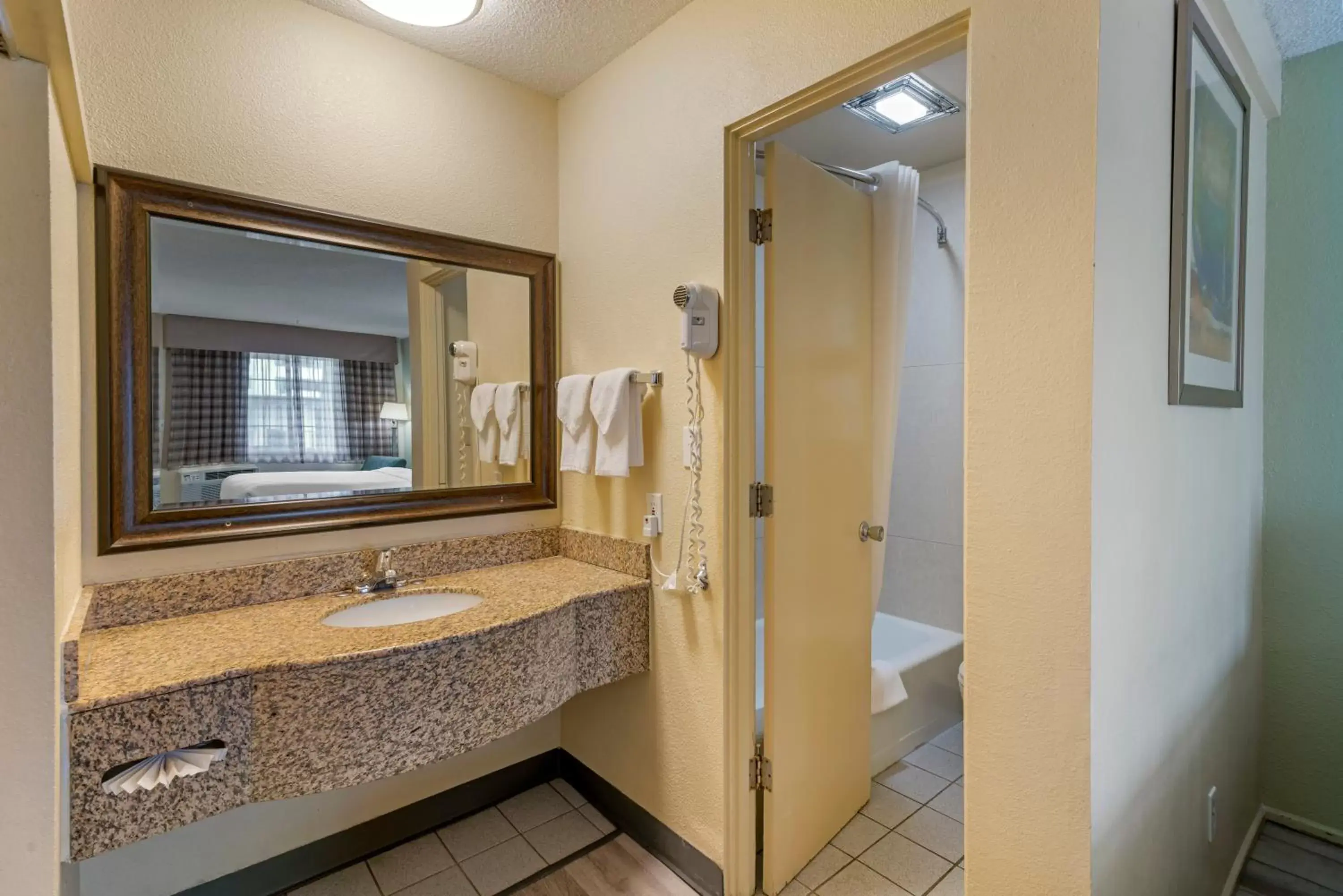 Bathroom in University Inn and Suites Eugene