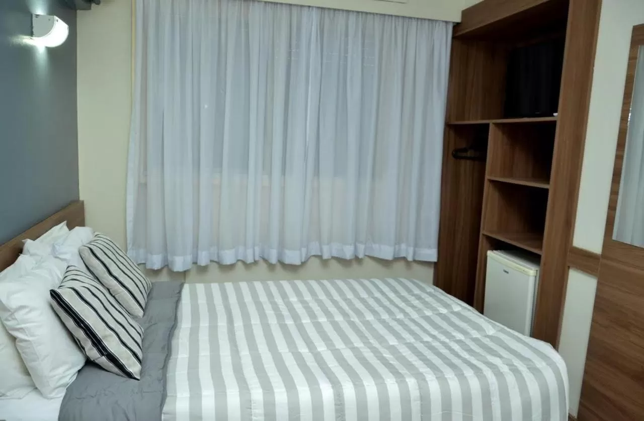 Bed in Embaixador Hotel & Centro de Eventos by Fast10