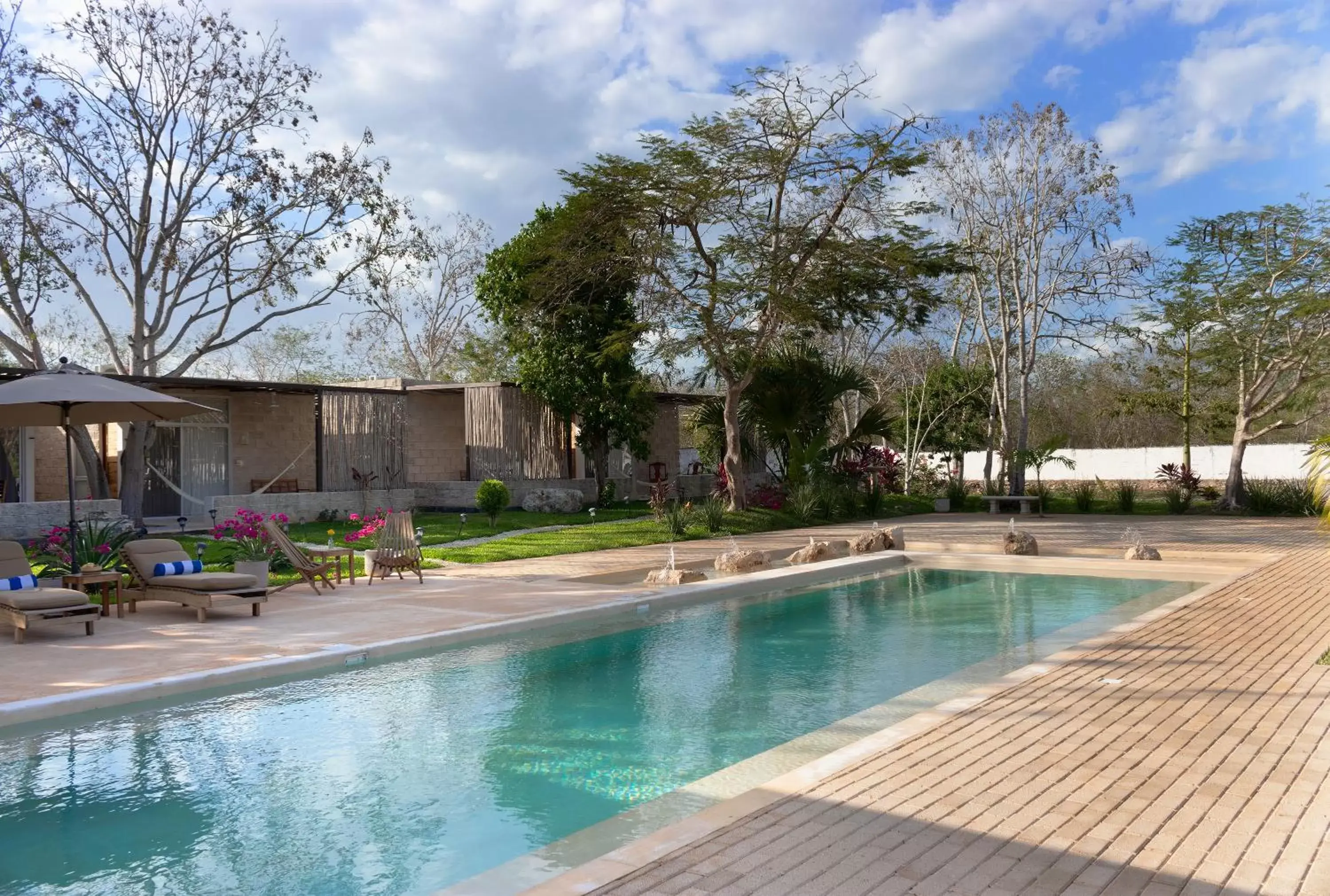 Swimming Pool in Hotel Casa de Campo Conkal Merida