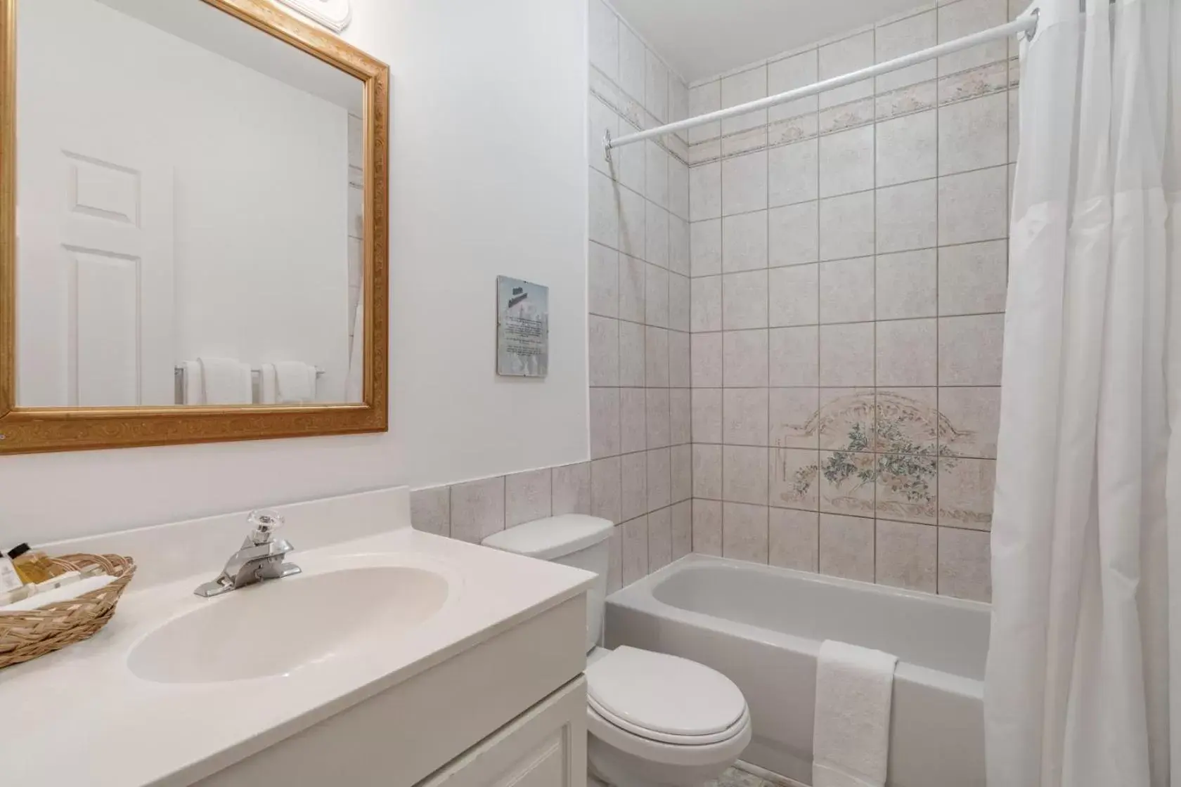 Toilet, Bathroom in Manoir de la Tour