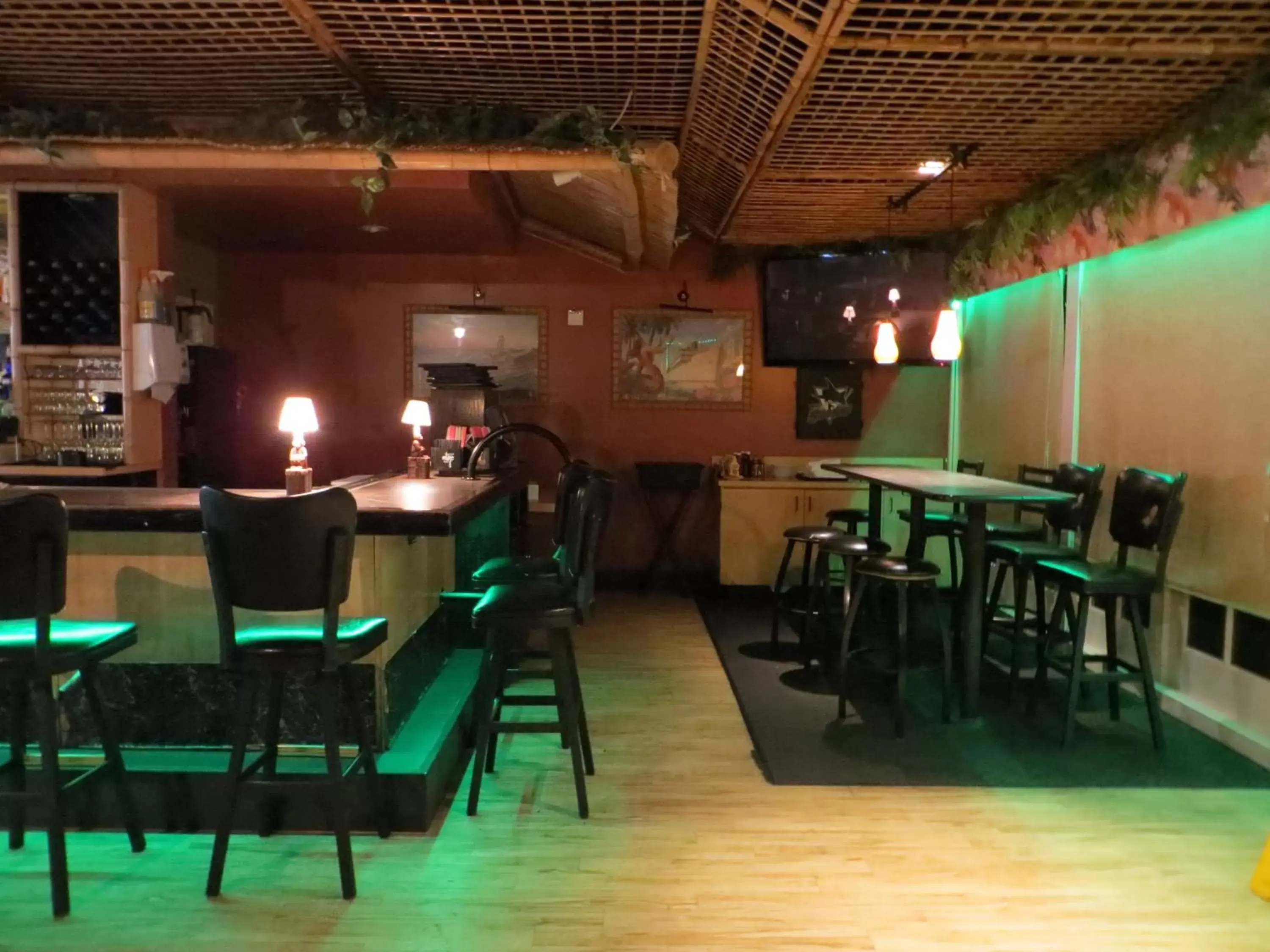 Lounge or bar, Restaurant/Places to Eat in Wyndham Garden San Jose Airport