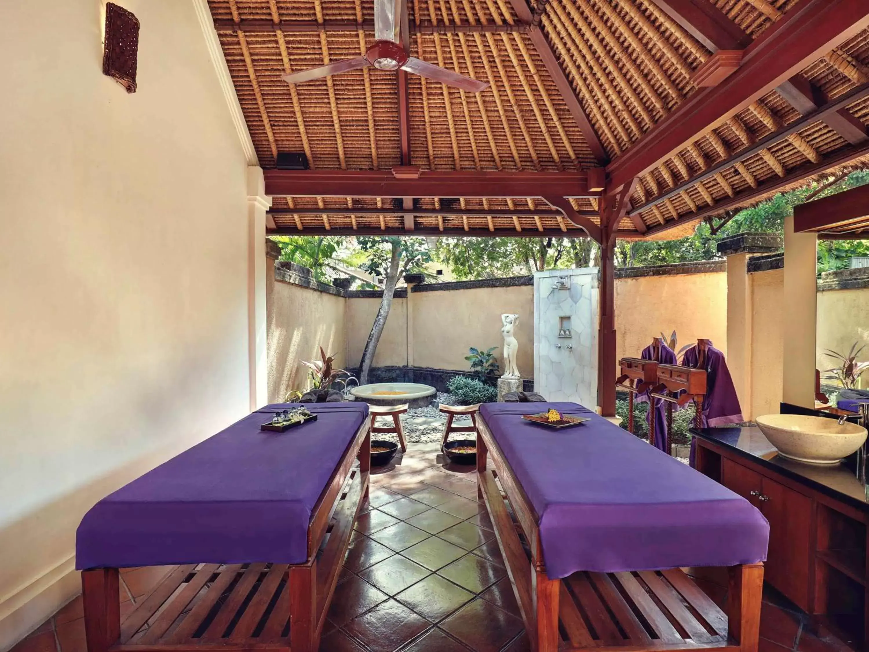 Spa and wellness centre/facilities, Restaurant/Places to Eat in Mercure Resort Sanur