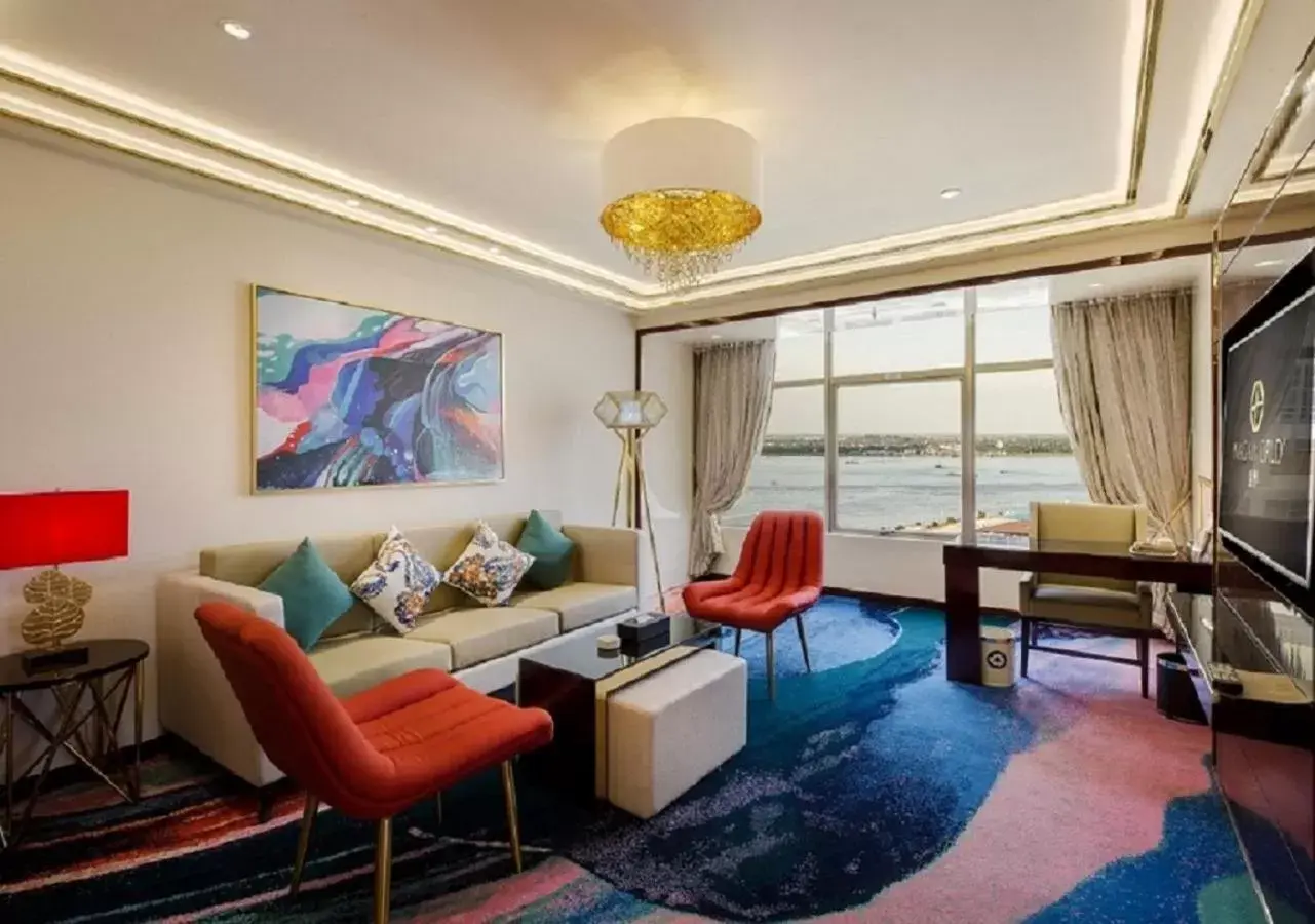 River view, Seating Area in NagaWorld Hotel & Entertainment Complex