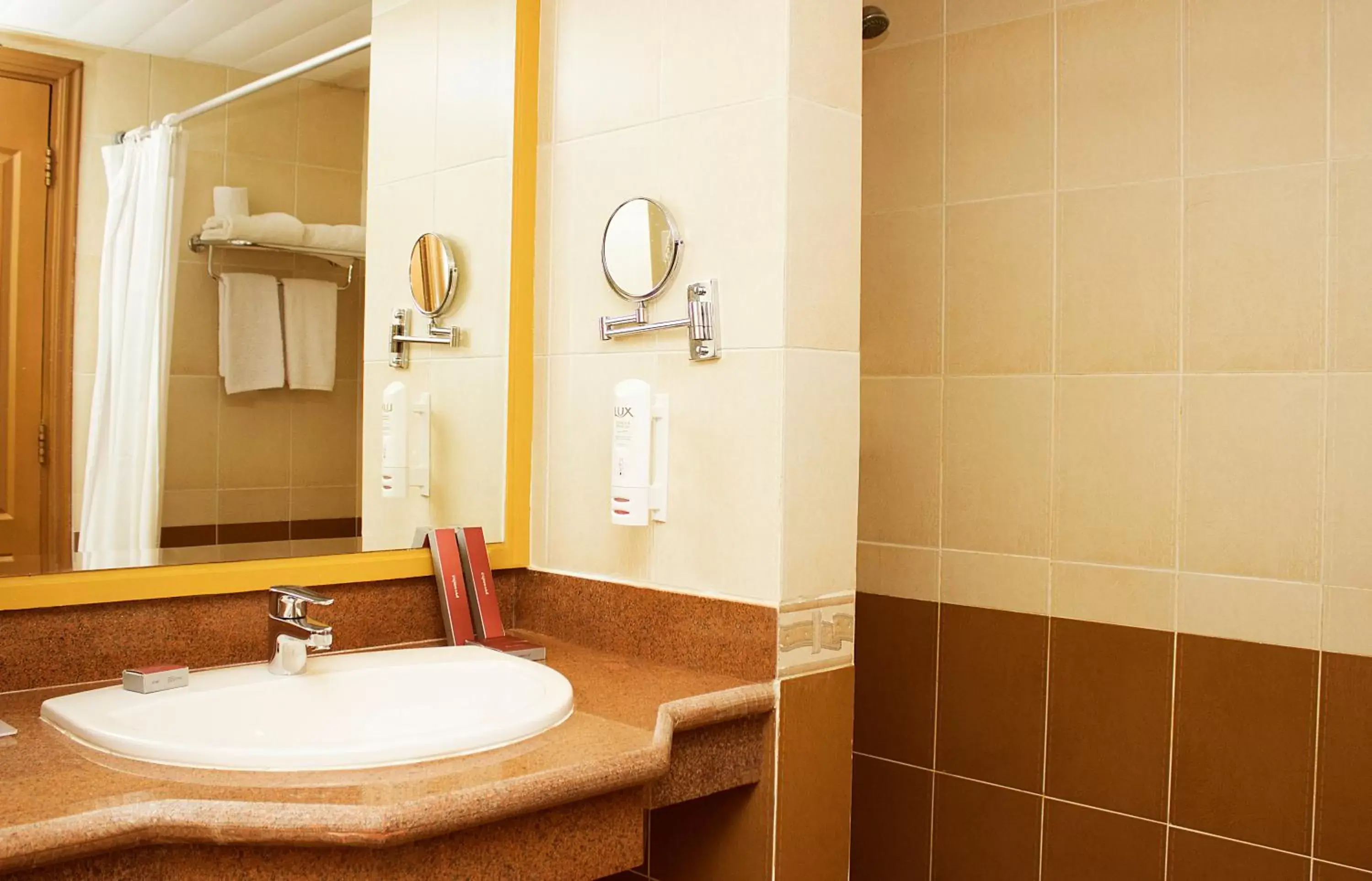 Bathroom in Pyramisa Beach Resort Sahl Hasheesh