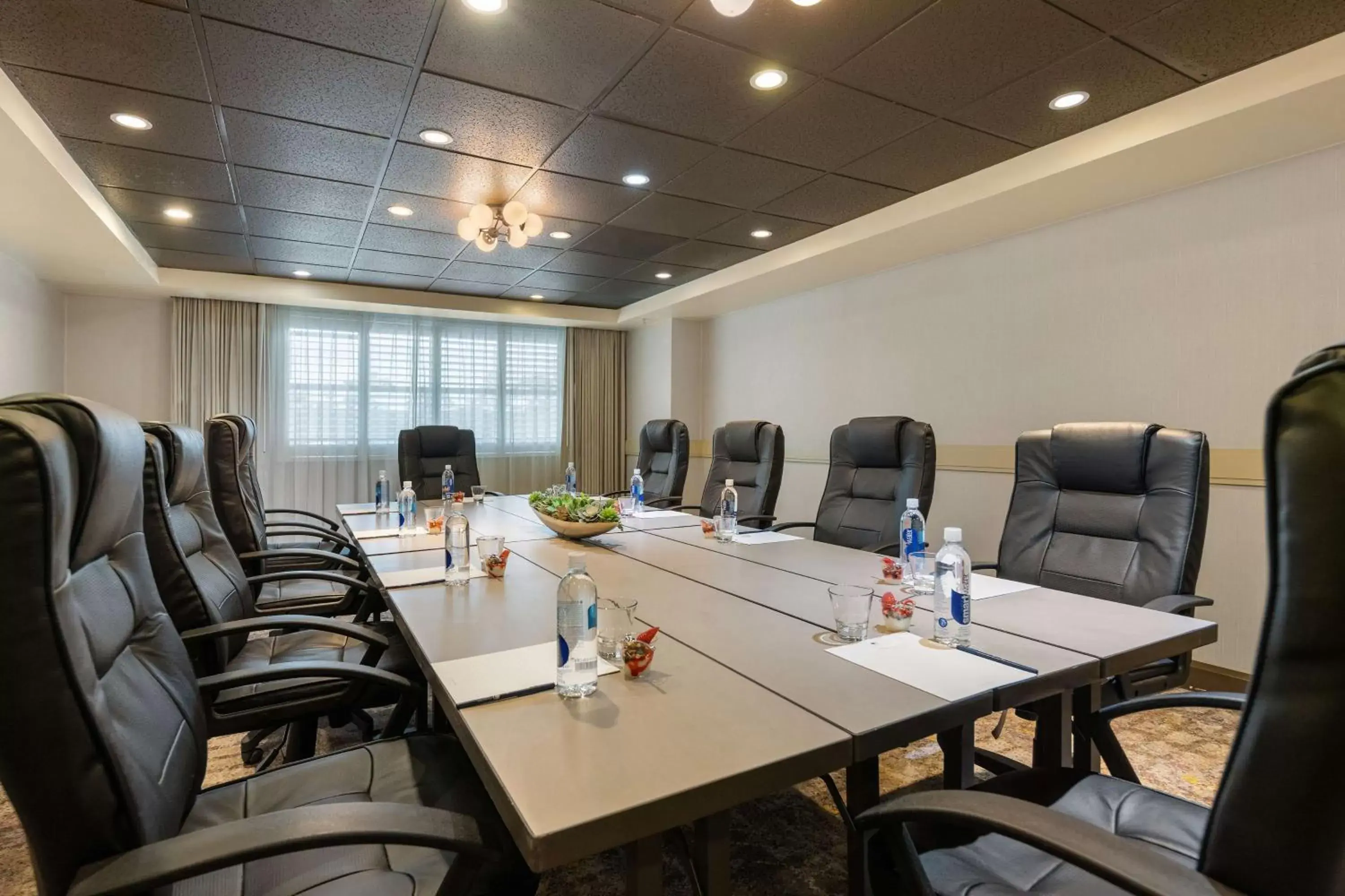 Meeting/conference room in DoubleTree by Hilton San Diego-Mission Valley