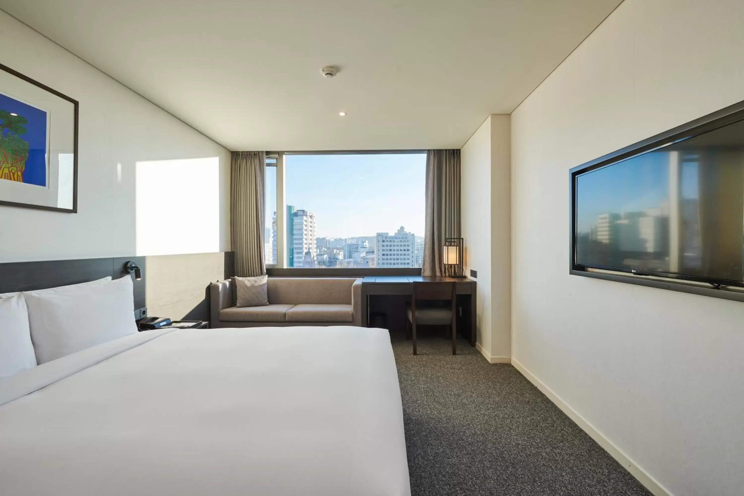 Photo of the whole room in Nine Tree Premier Hotel Insadong