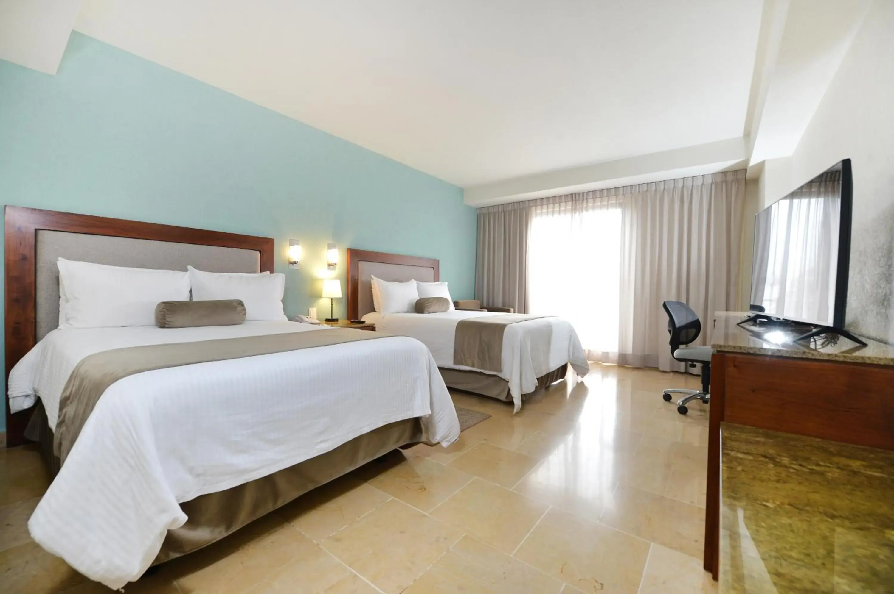 Photo of the whole room, Bed in HB Xalapa Photo of the whole room, Bed in HB Xalapa