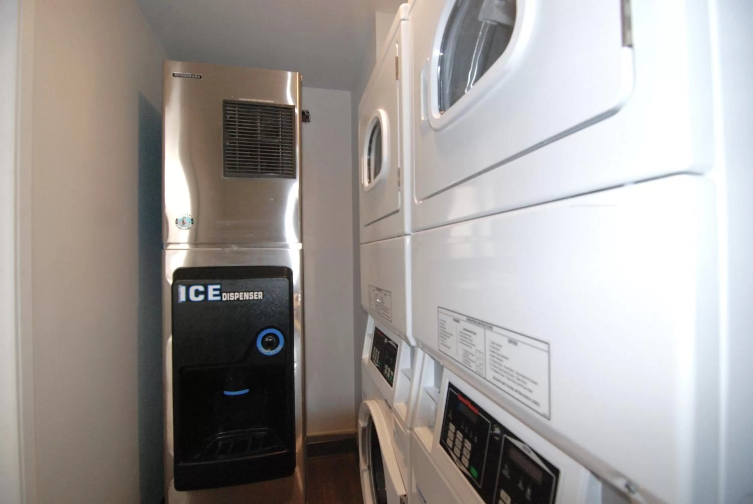 Other in Motel 6-Saanichton, BC - Victoria Airport