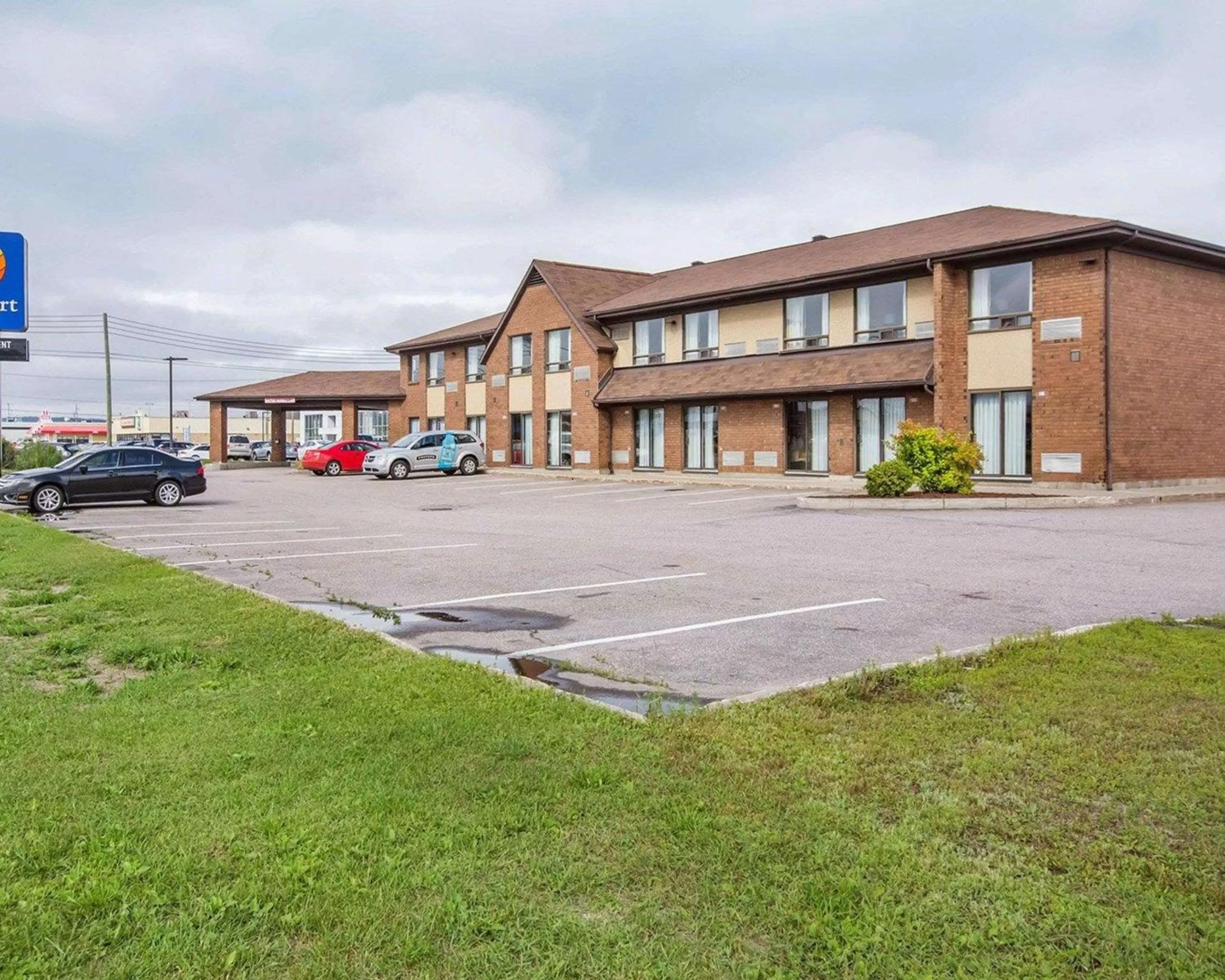 Property building in Comfort Inn Baie-Comeau