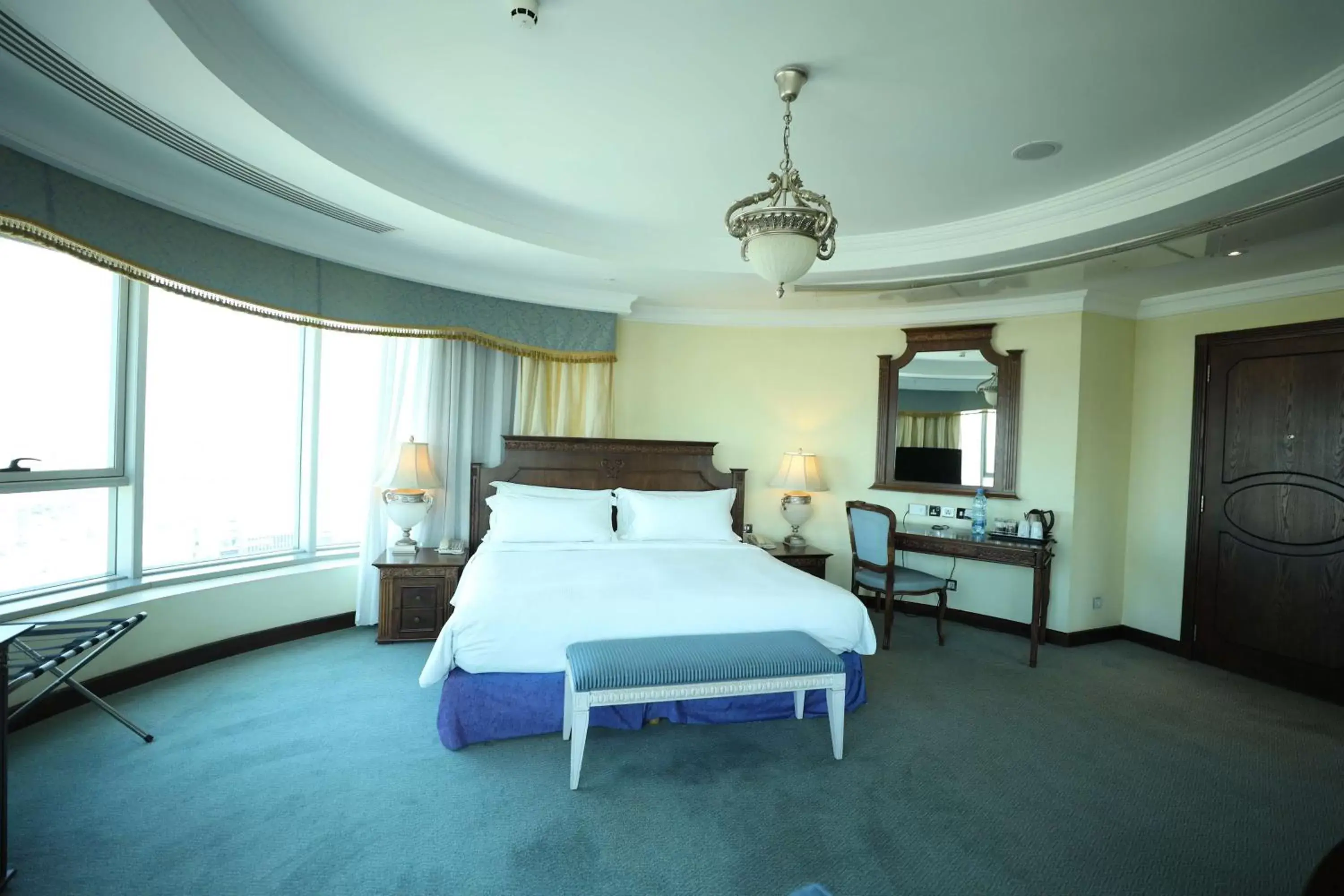 Bedroom, Bed in Hilton Beirut Habtoor Grand Hotel