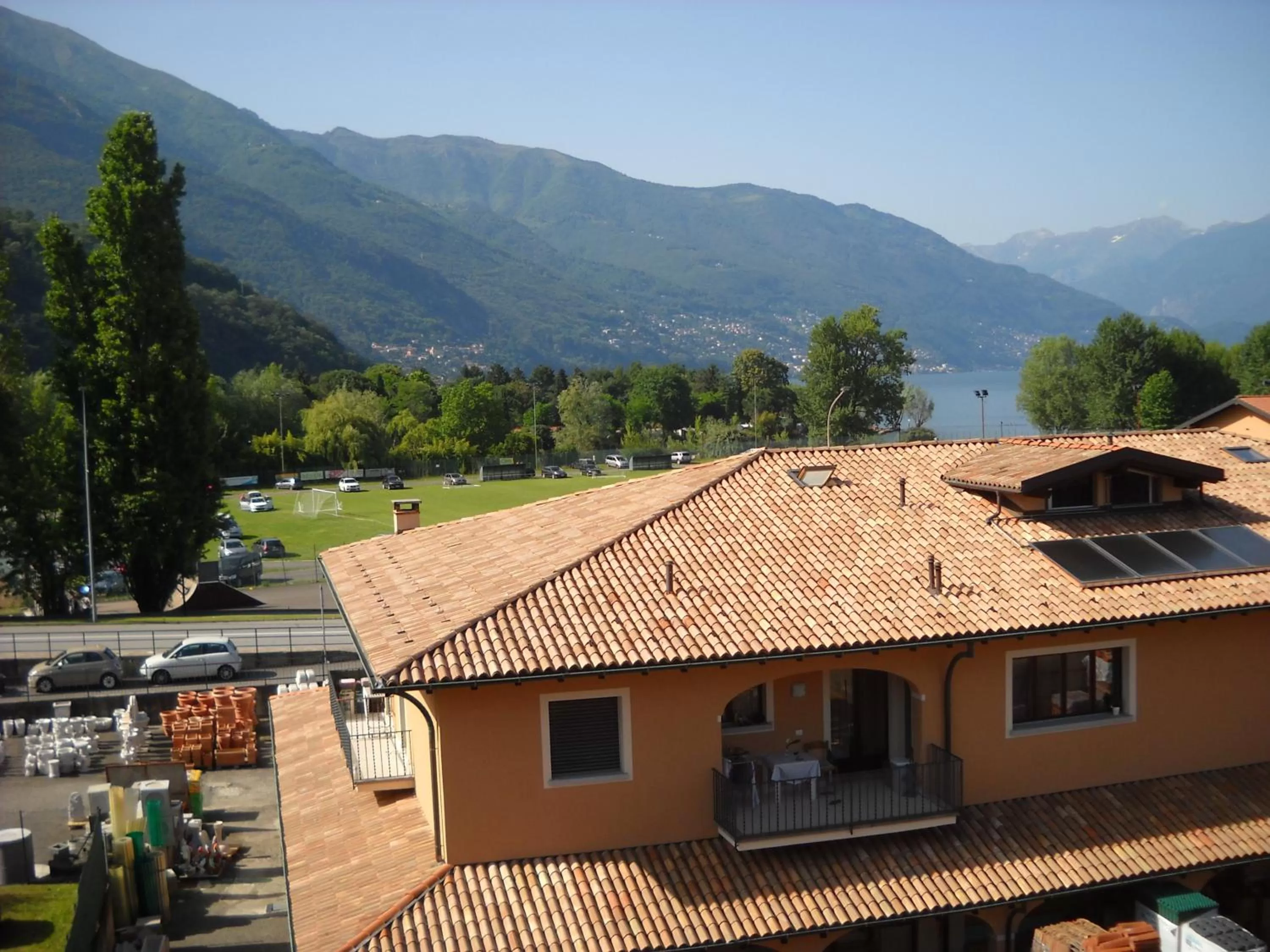 Property building, Mountain View in B&B 21