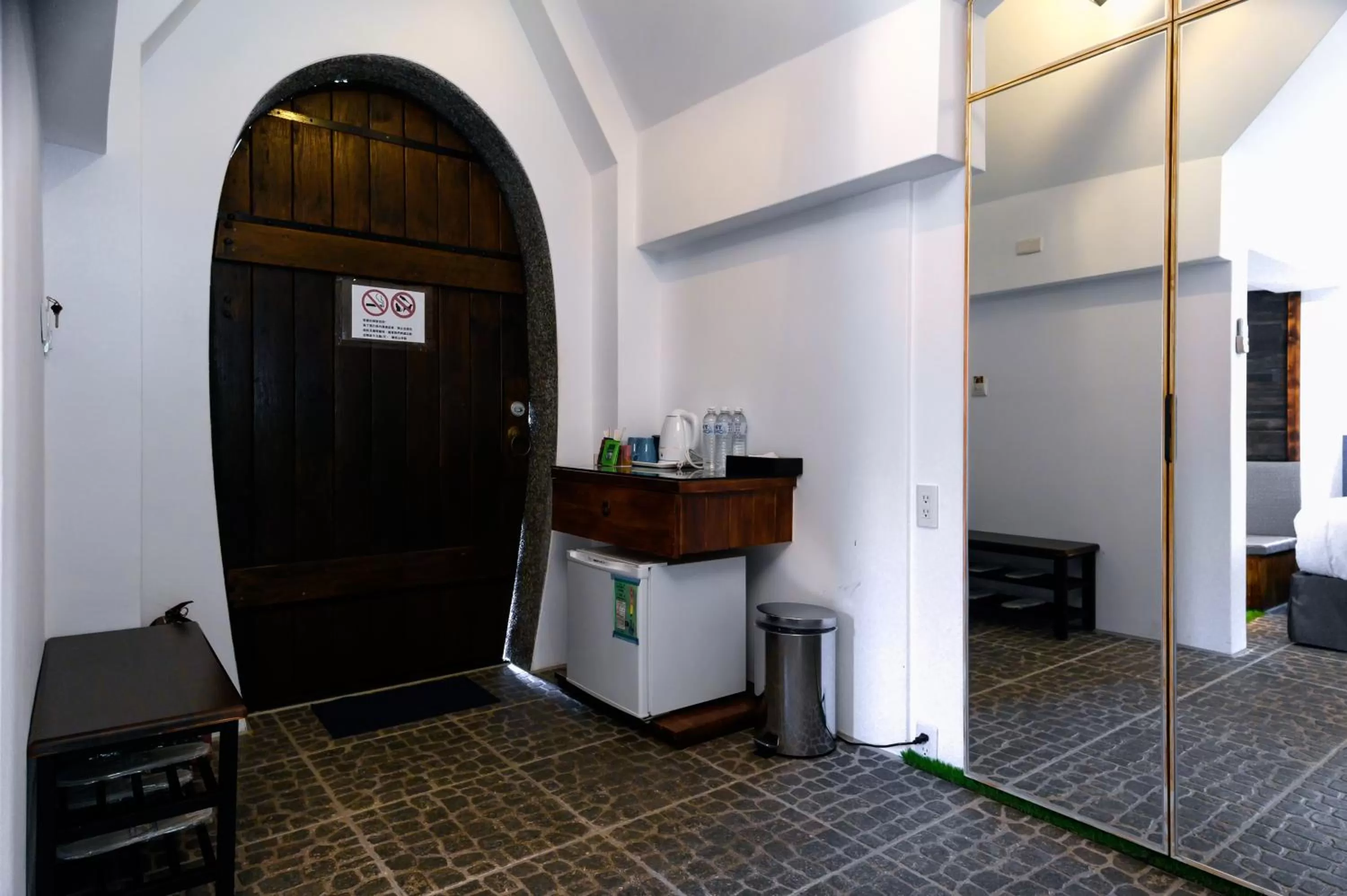 Mushroom Forest Guesthouse Camping Site