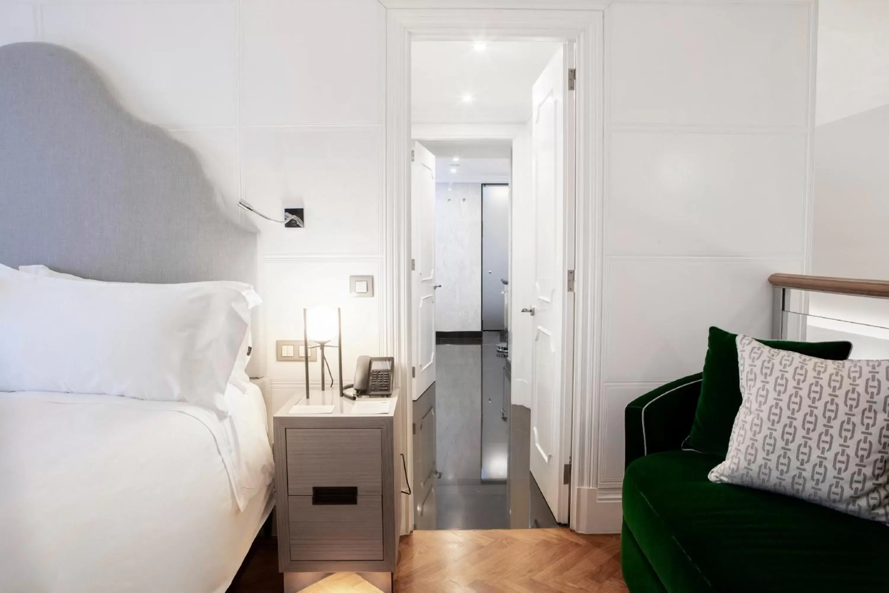 Bed in InterContinental Porto - Palacio das Cardosas by IHG Bed in InterContinental Porto - Palacio das Cardosas by IHG