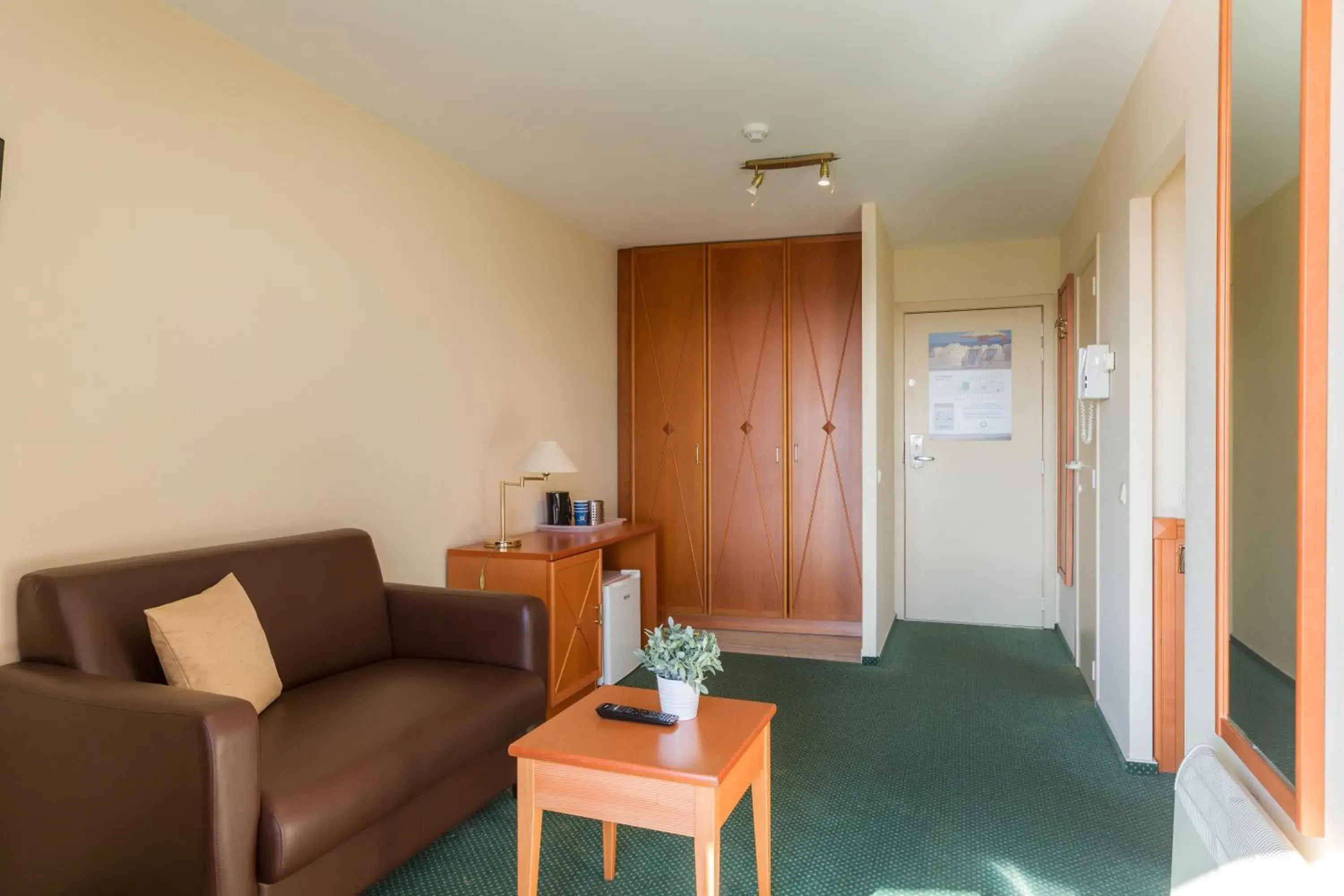 Photo of the whole room, Seating Area in Aparthotel Blankenberge