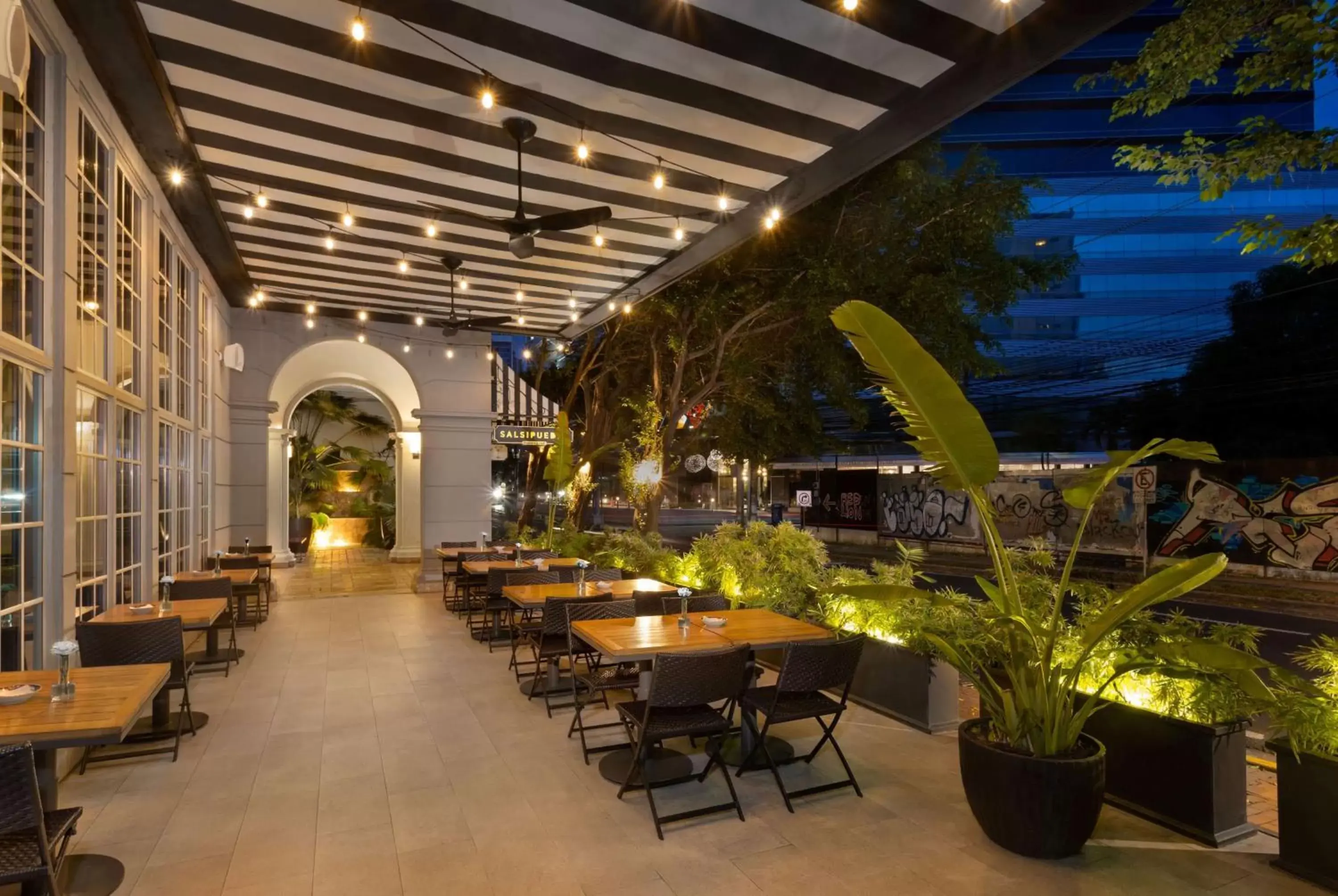 On site, Restaurant/Places to Eat in Bristol Panama, a Registry Collection Hotel