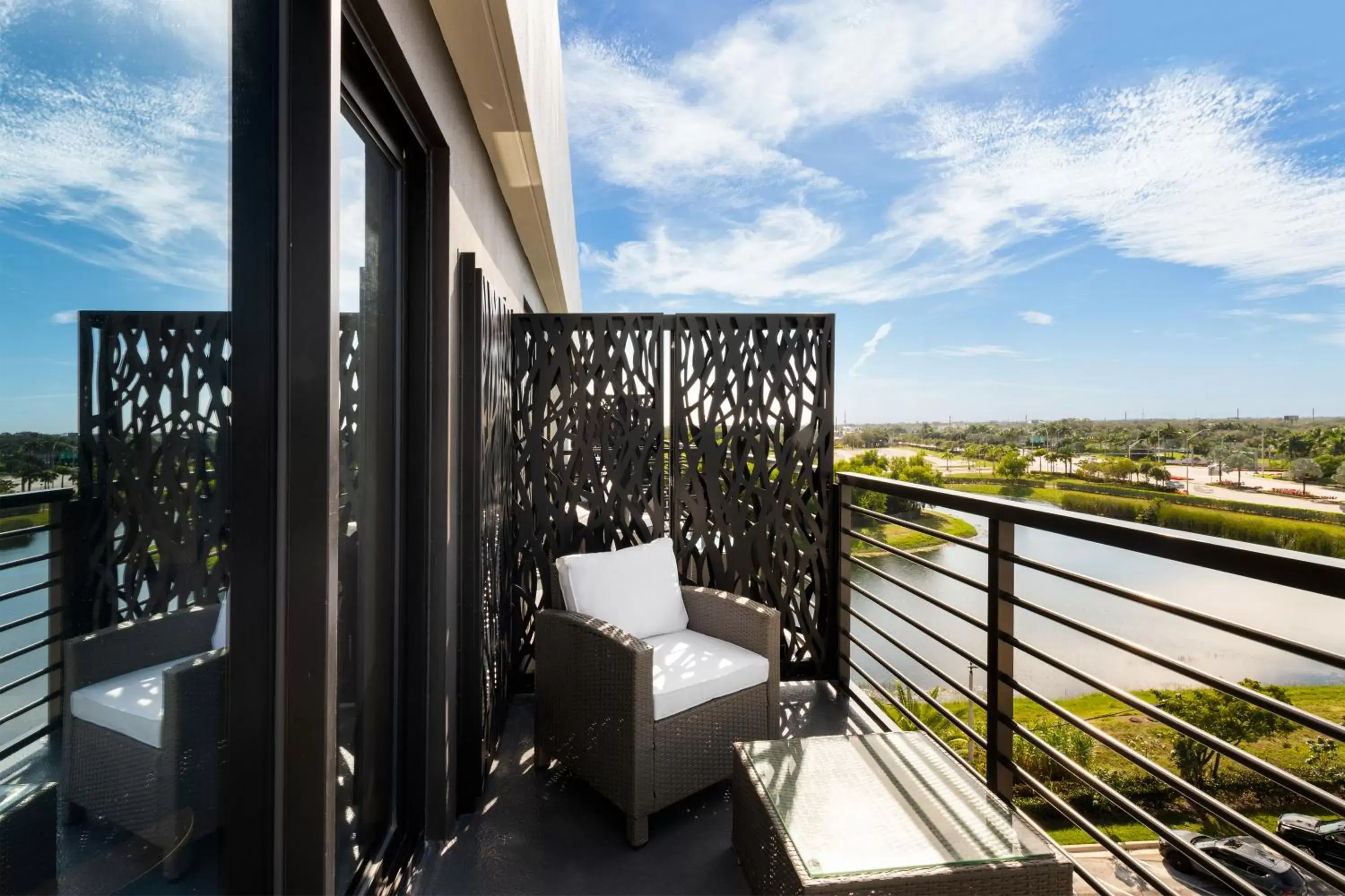 Balcony/Terrace in Dolce by Wyndham Hollywood