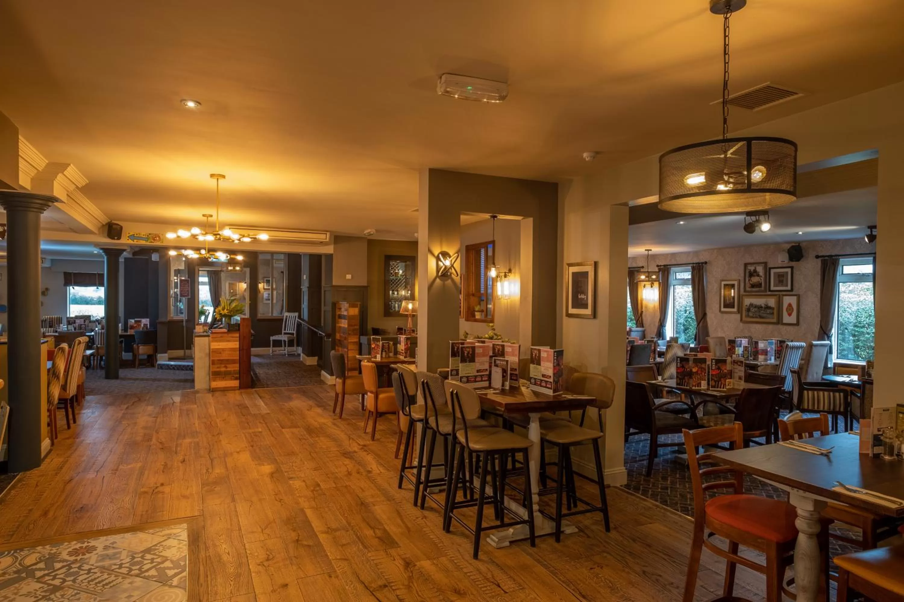 Restaurant/places to eat in The Churchill By Greene King Inns