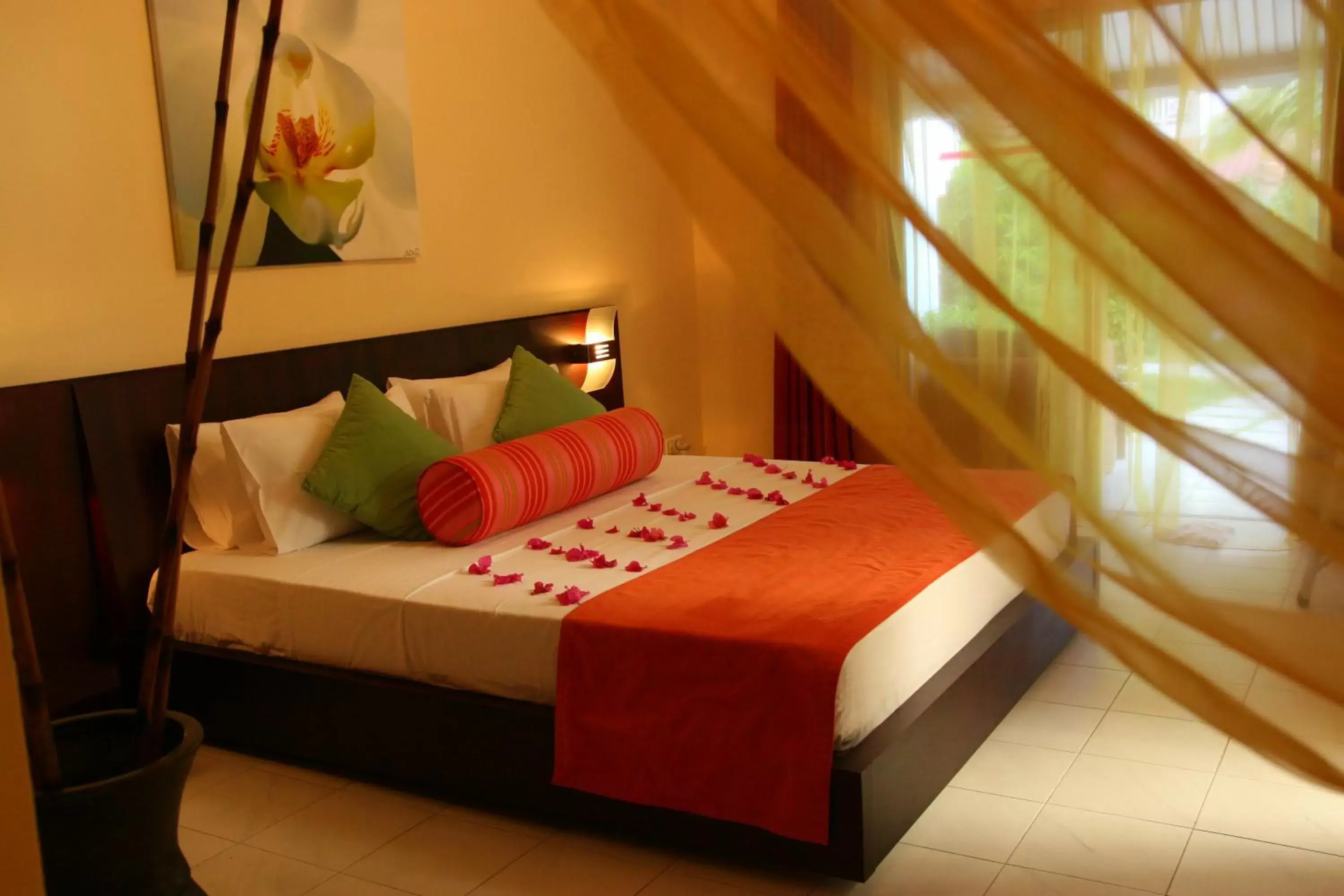 Bed in Ocean Villas Hotel