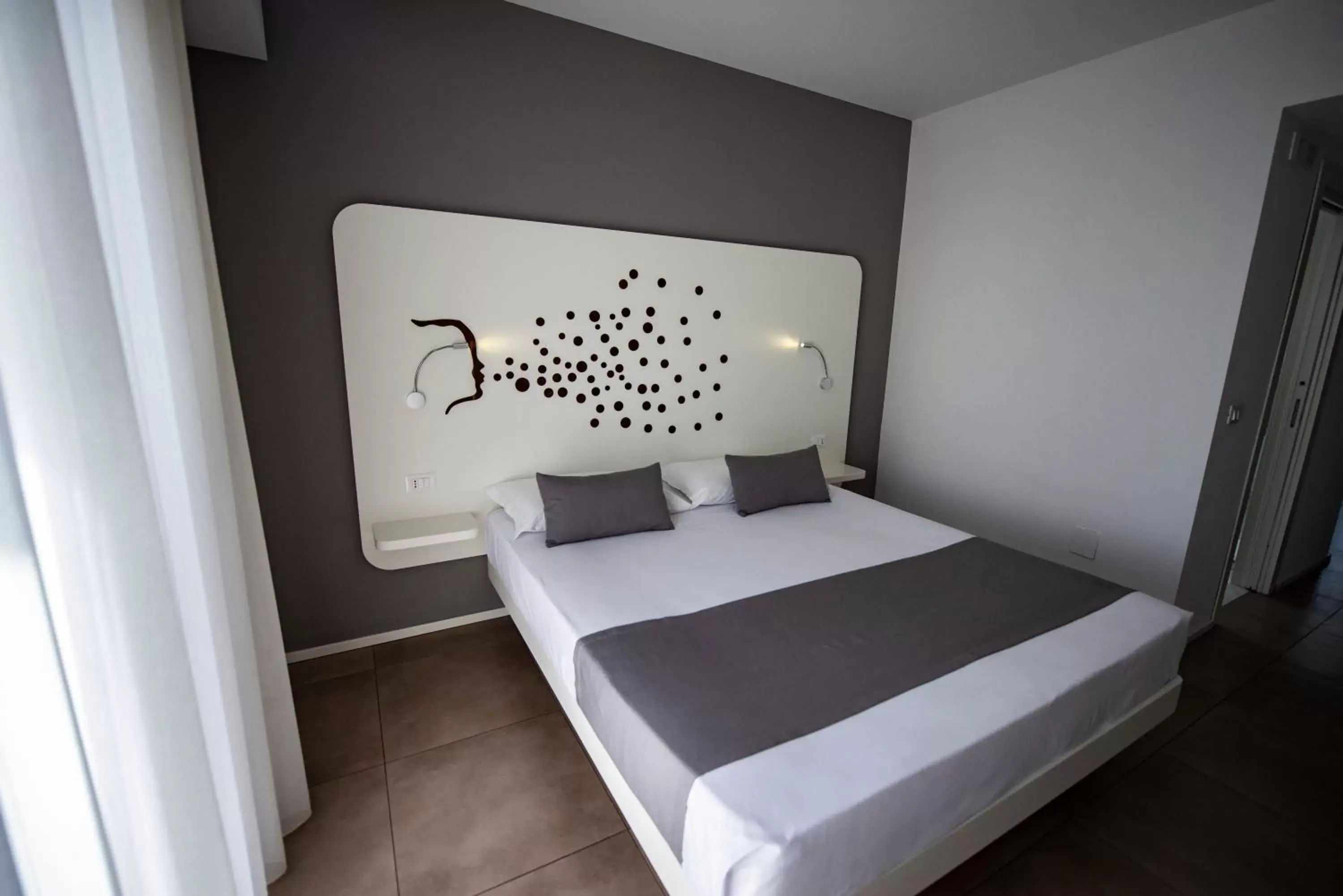 Bed in Aether Suites Tropea - Free Parking