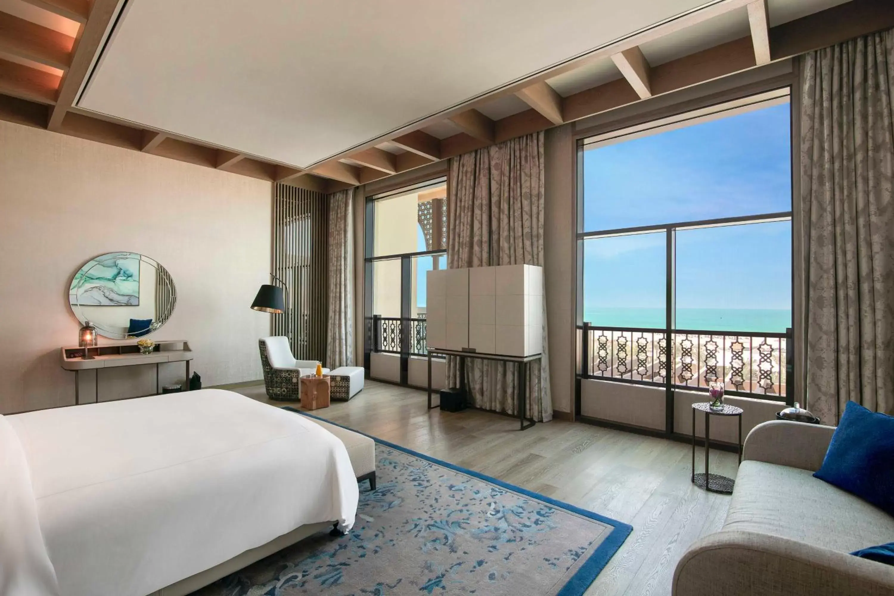 Bed in Saadiyat Rotana Resort and Villas