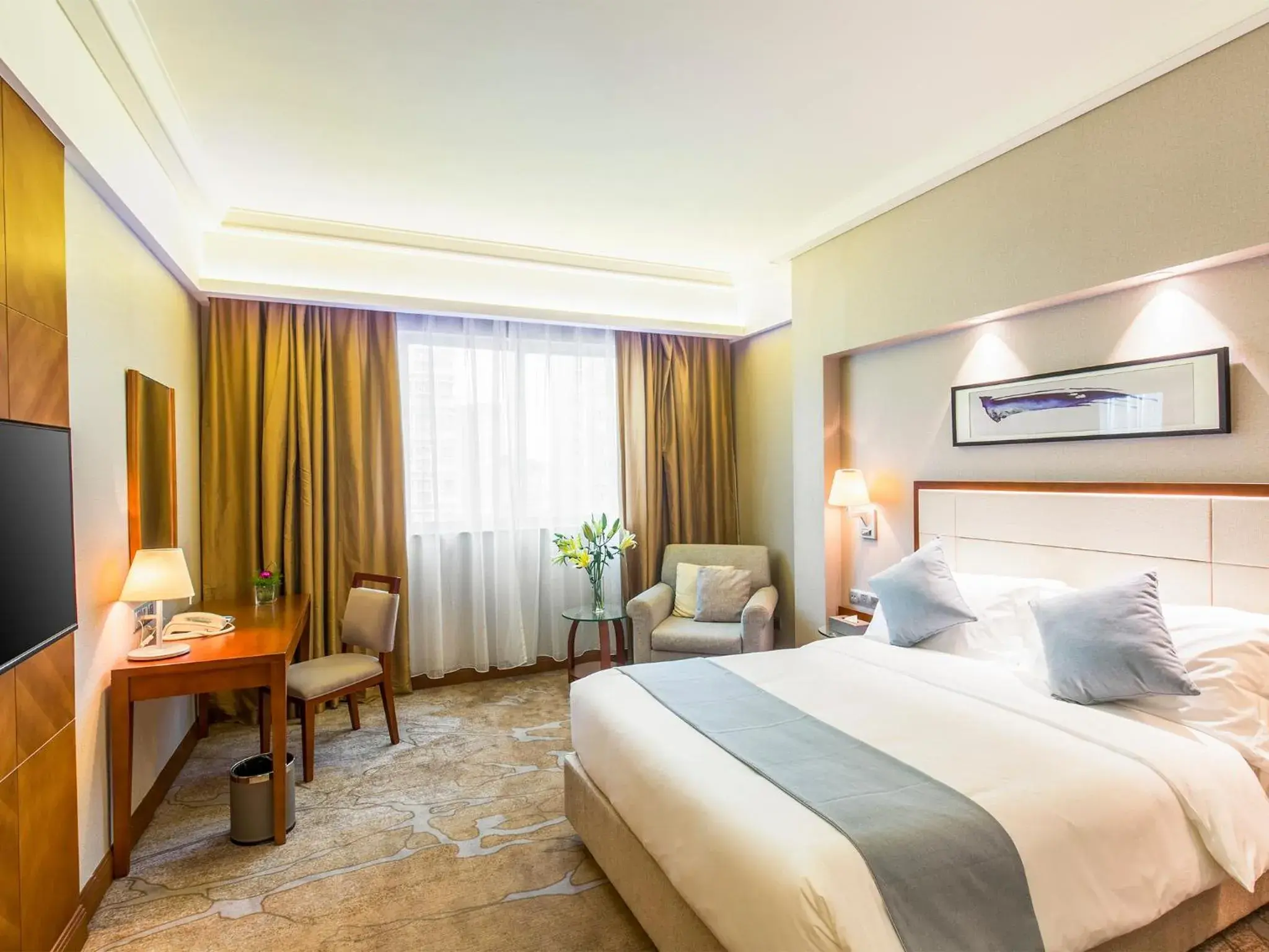 Photo of the whole room, Bed in Wan Yue Grand Skylight Hotel Photo of the whole room, Bed in Wan Yue Grand Skylight Hotel