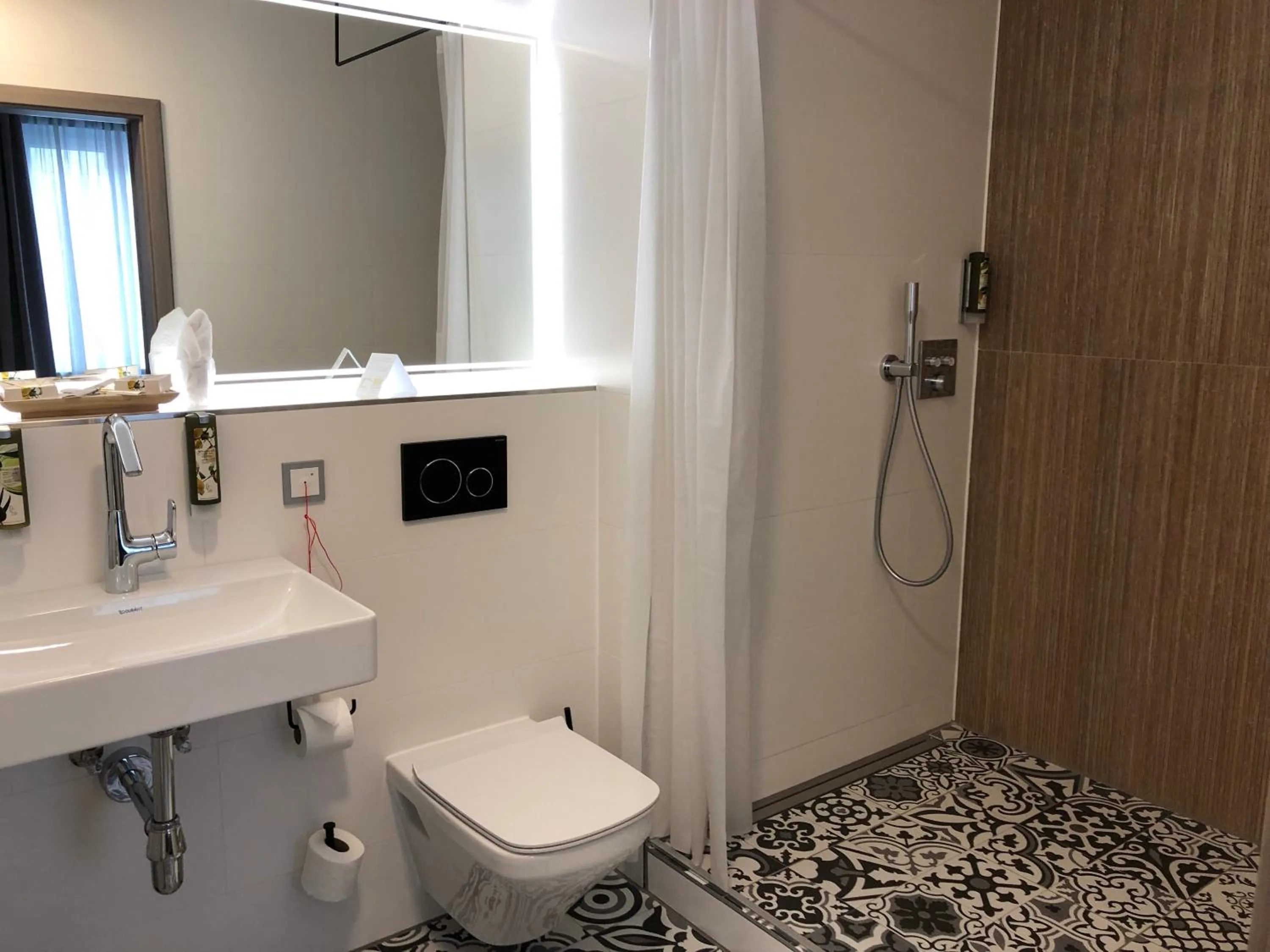 Shower in Belle Blue Zentrum