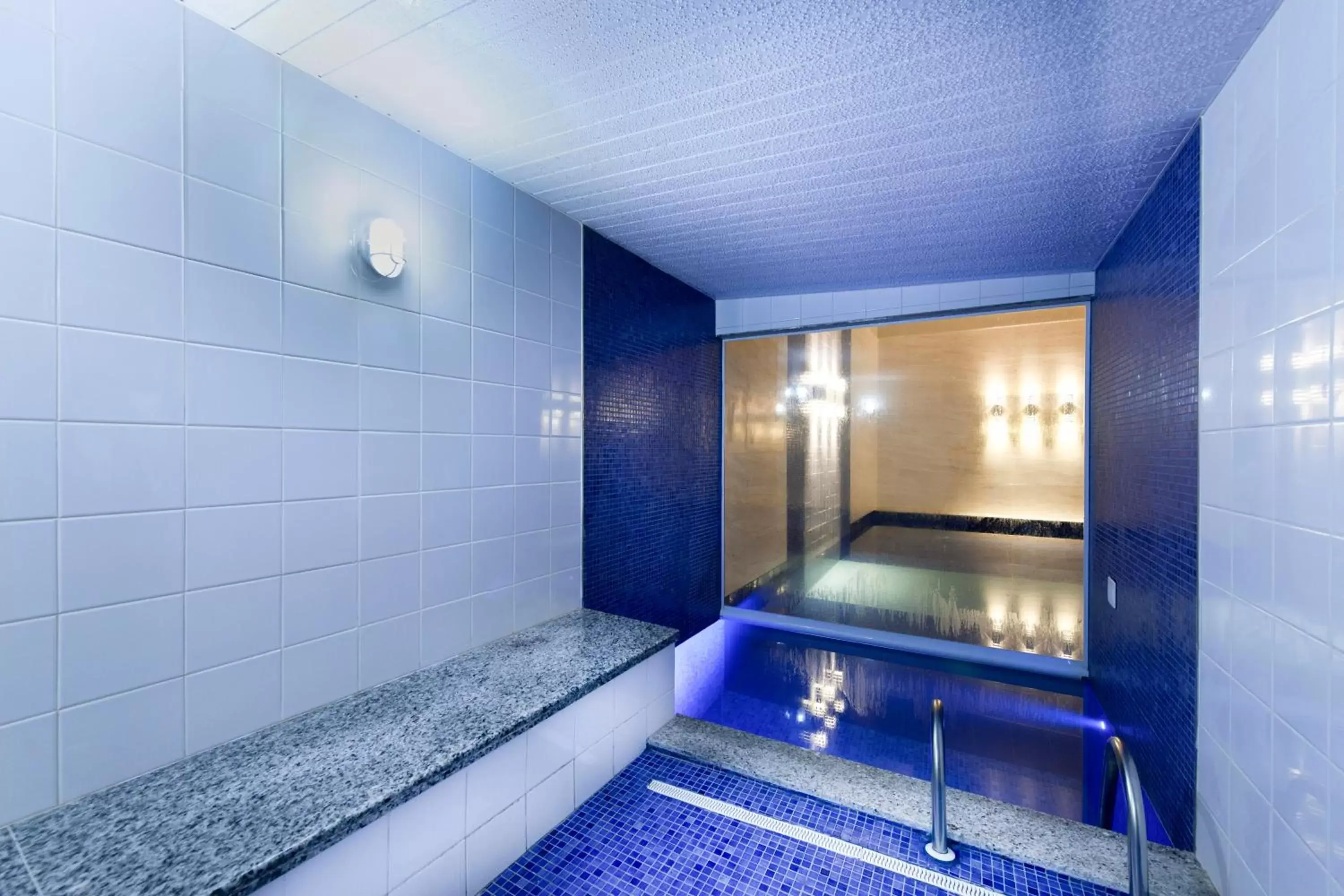 Sauna, Bed in Comfort Suites Macaé Sauna, Bed in Comfort Suites Macaé