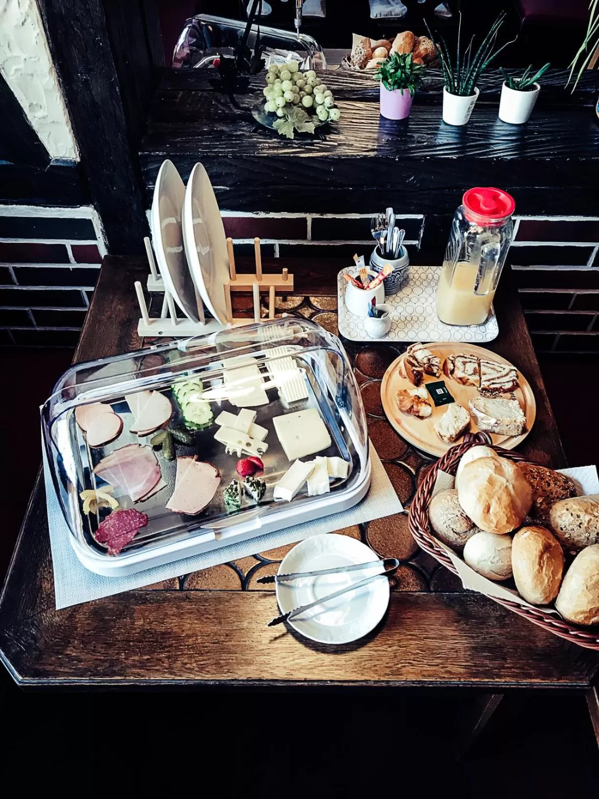 Food and drinks in Brunnenhof Randersacker - das kleine Hotel