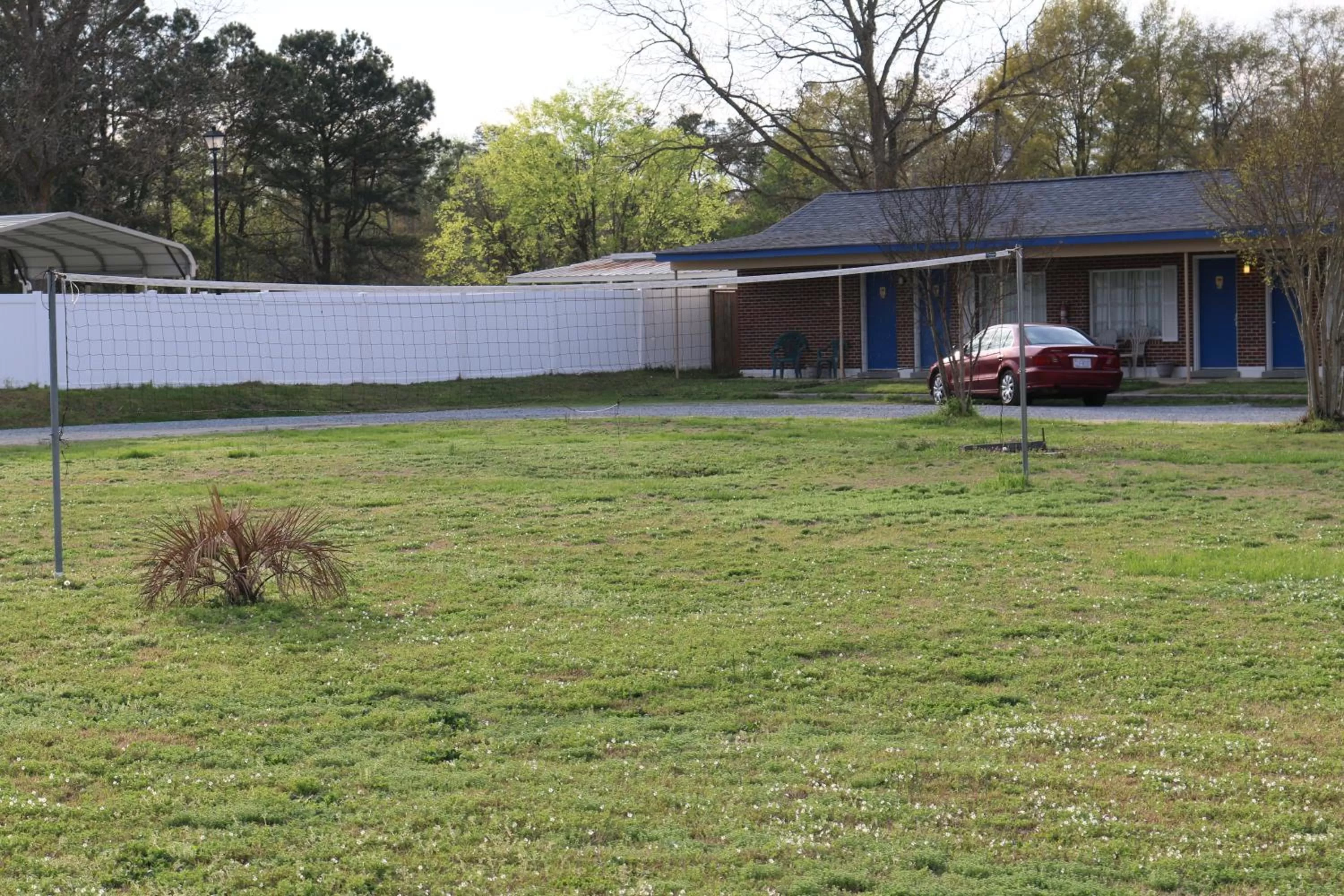 Children play ground in Four Oaks Lodging