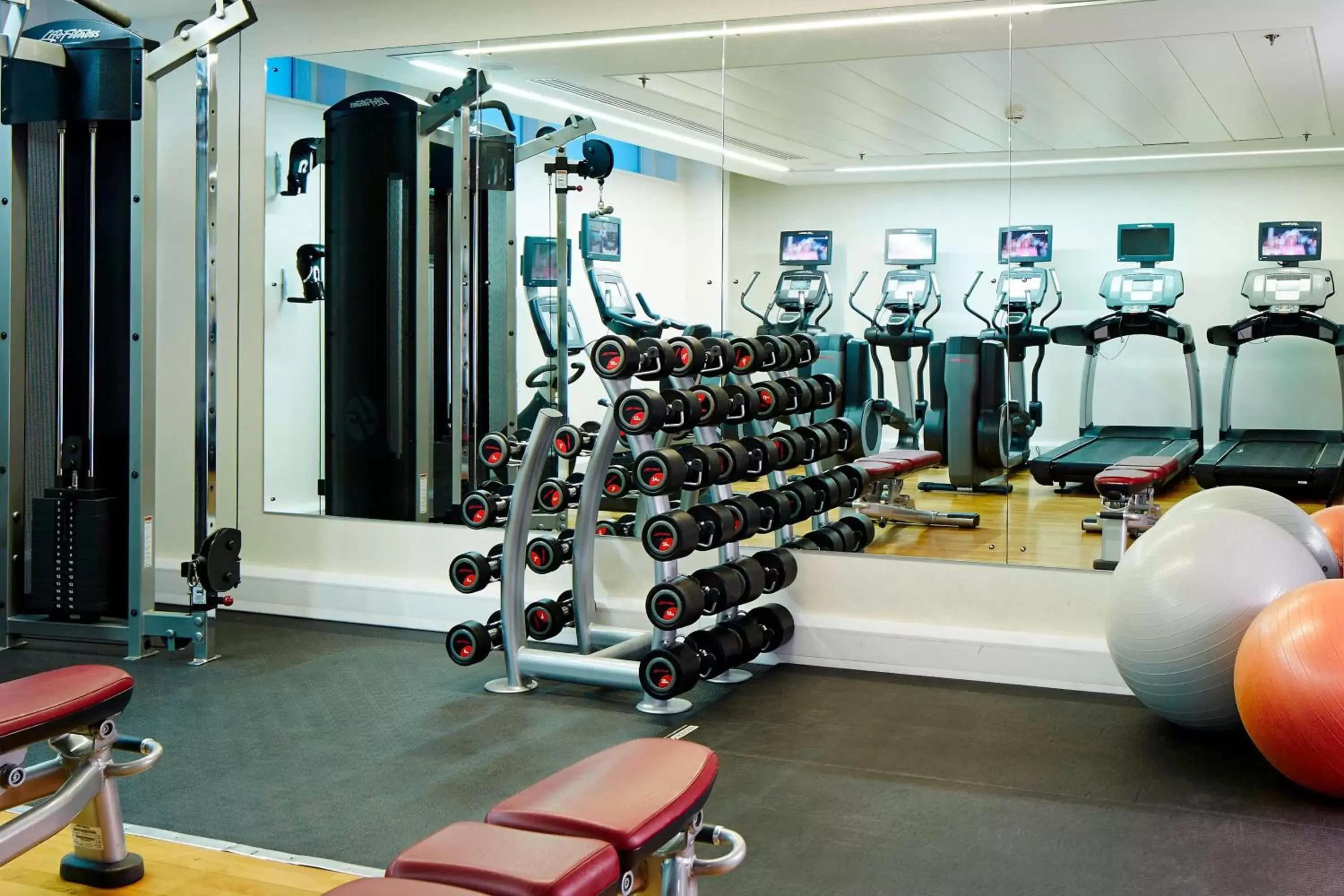 Fitness centre/facilities, Fitness Center/Facilities in Lingfield Park Marriott Hotel & Country Club